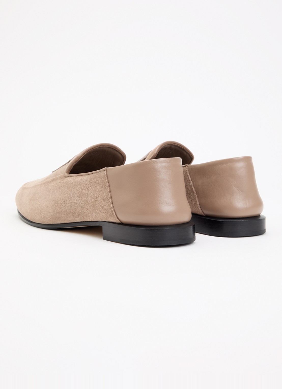 Givenchy Label loafer van suéde  - achterkant 5 taupe