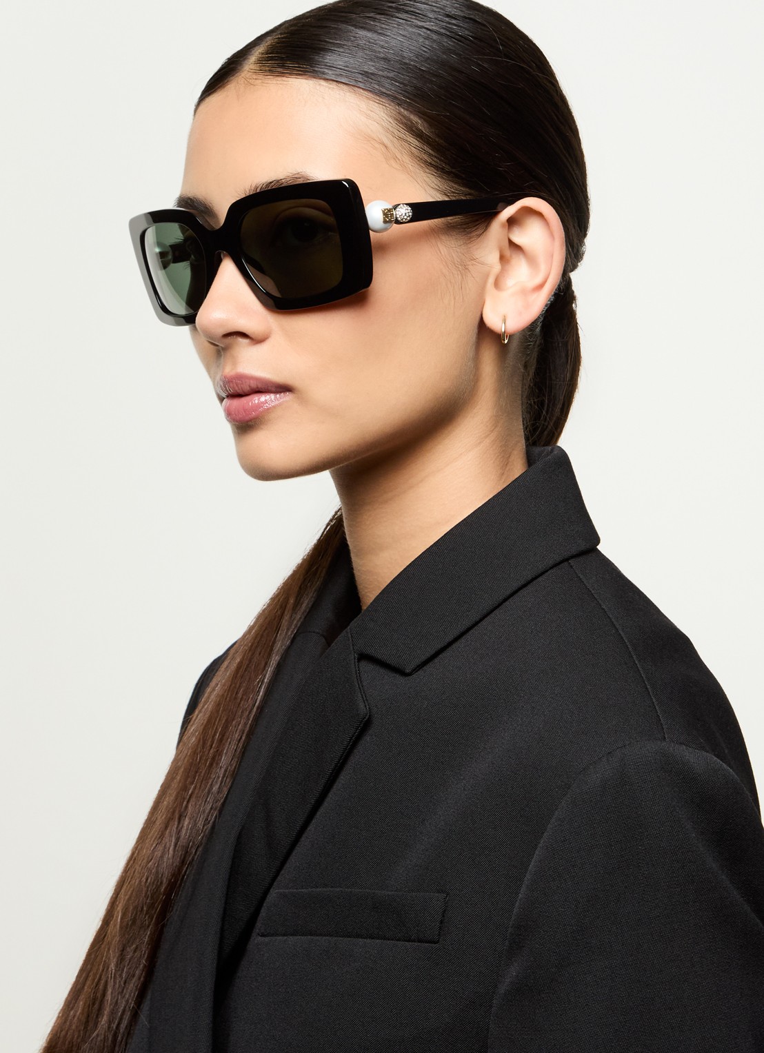 Givenchy Pearl zonnebril GV40071I - voorkant 2 zwart