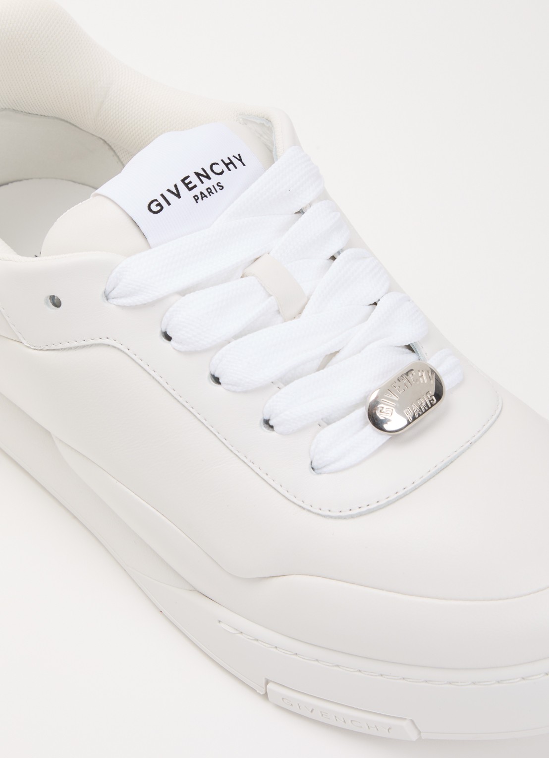 Givenchy Puffy Yard sneaker van lamsleer - detail 4 wit