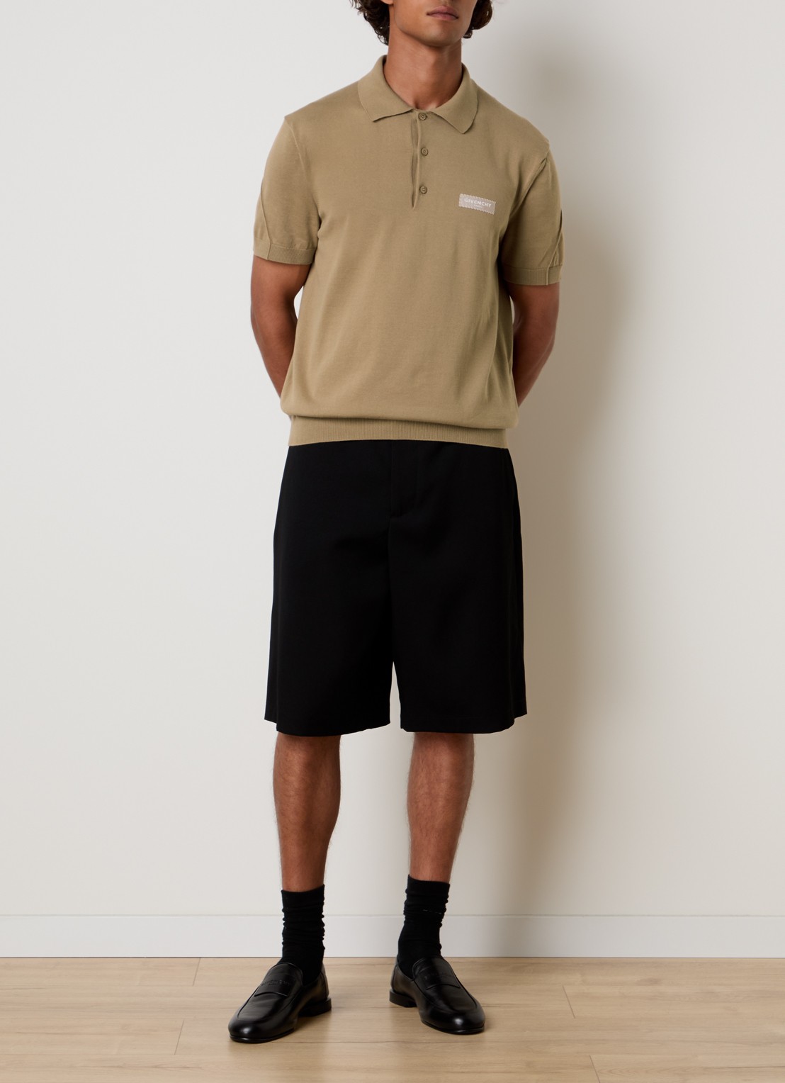 Givenchy Regular fit polo met logoborduring - voorkant 2 camel