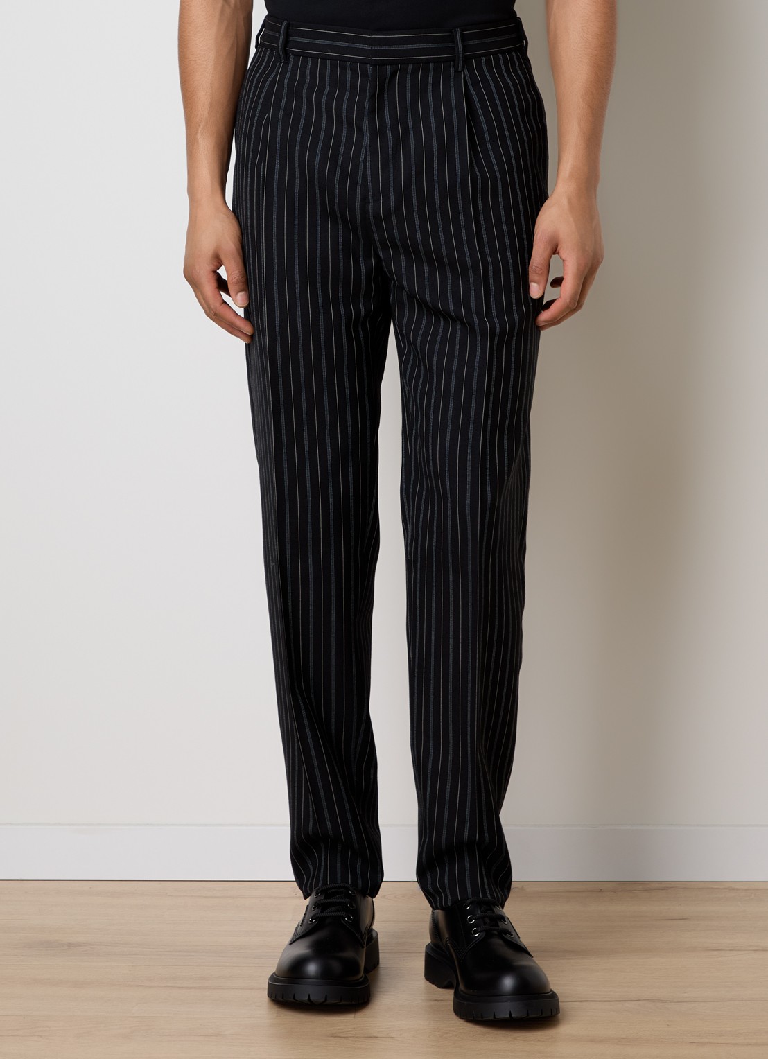 Givenchy Slim fit pantalon van wol met streepprint en steekzakken - detail 5 zwart
