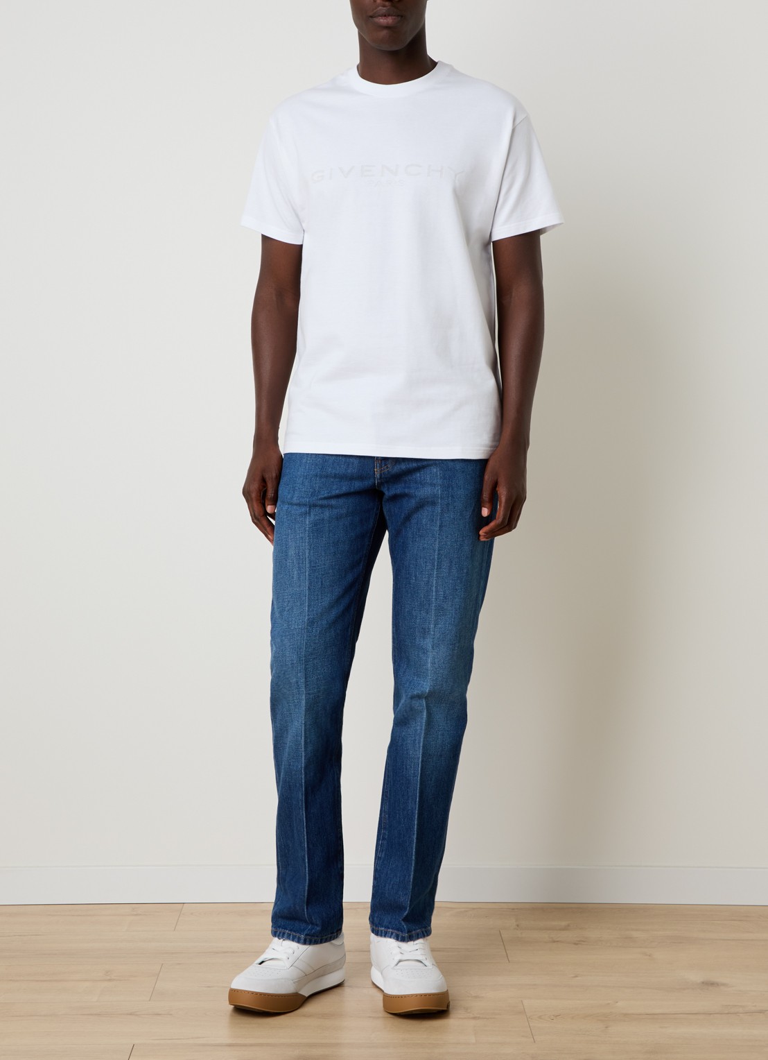 Givenchy T-shirt in zijdeblend met logo - voorkant 3 wit
