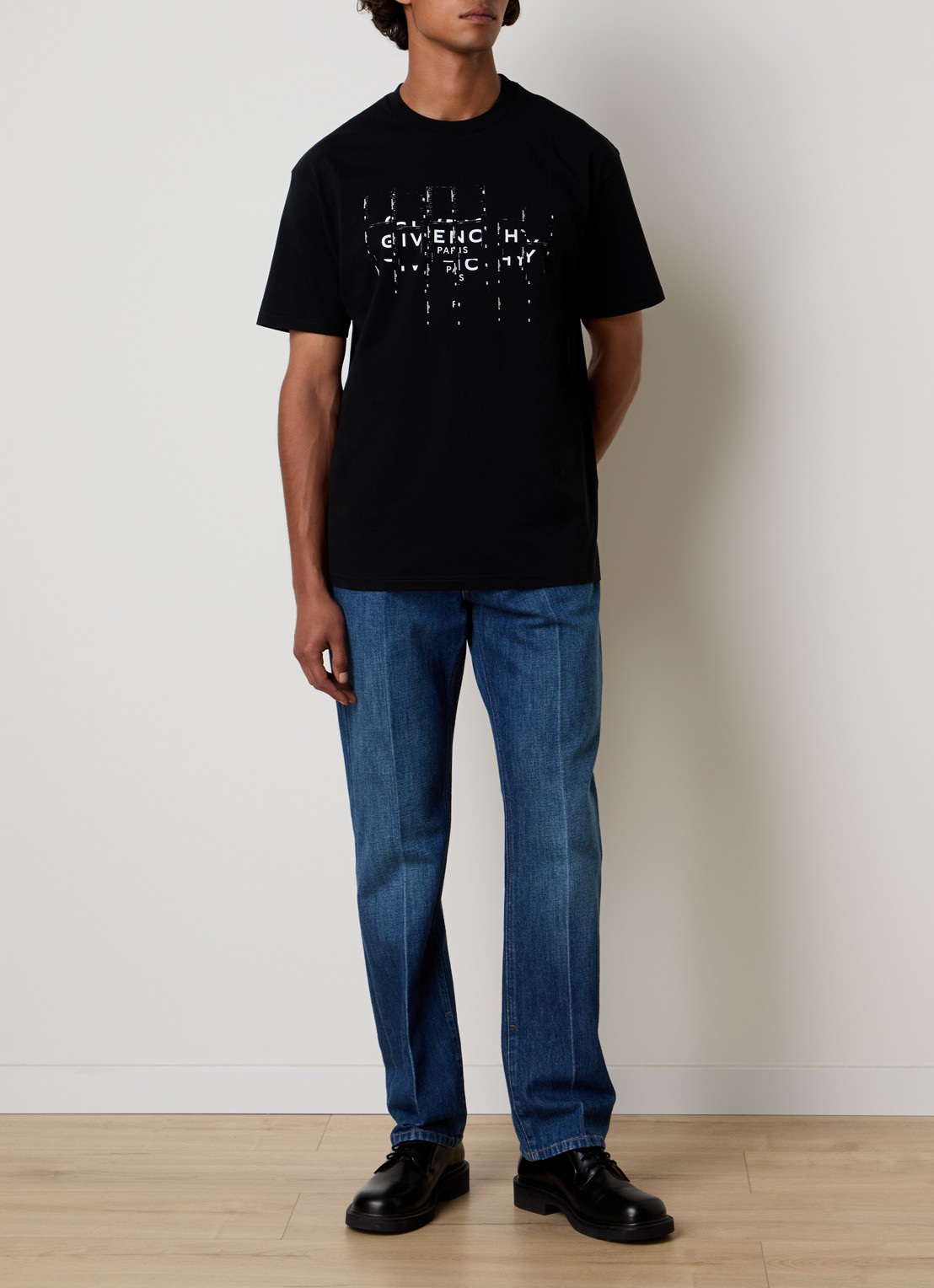 Givenchy T-shirt met logoprint - voorkant 5 zwart