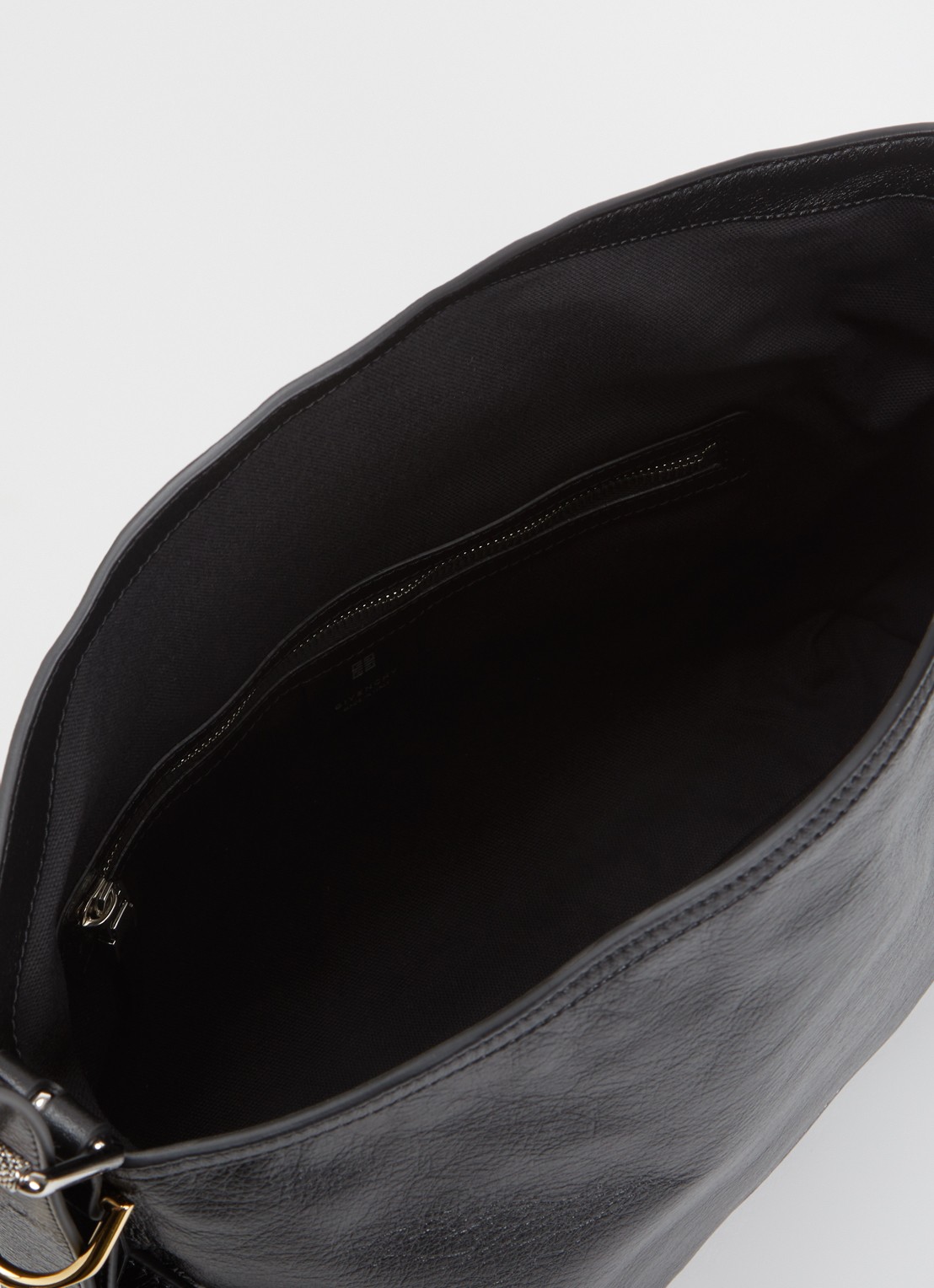 Givenchy Voyou Medium schoudertas van kalfsleer - detail zwart