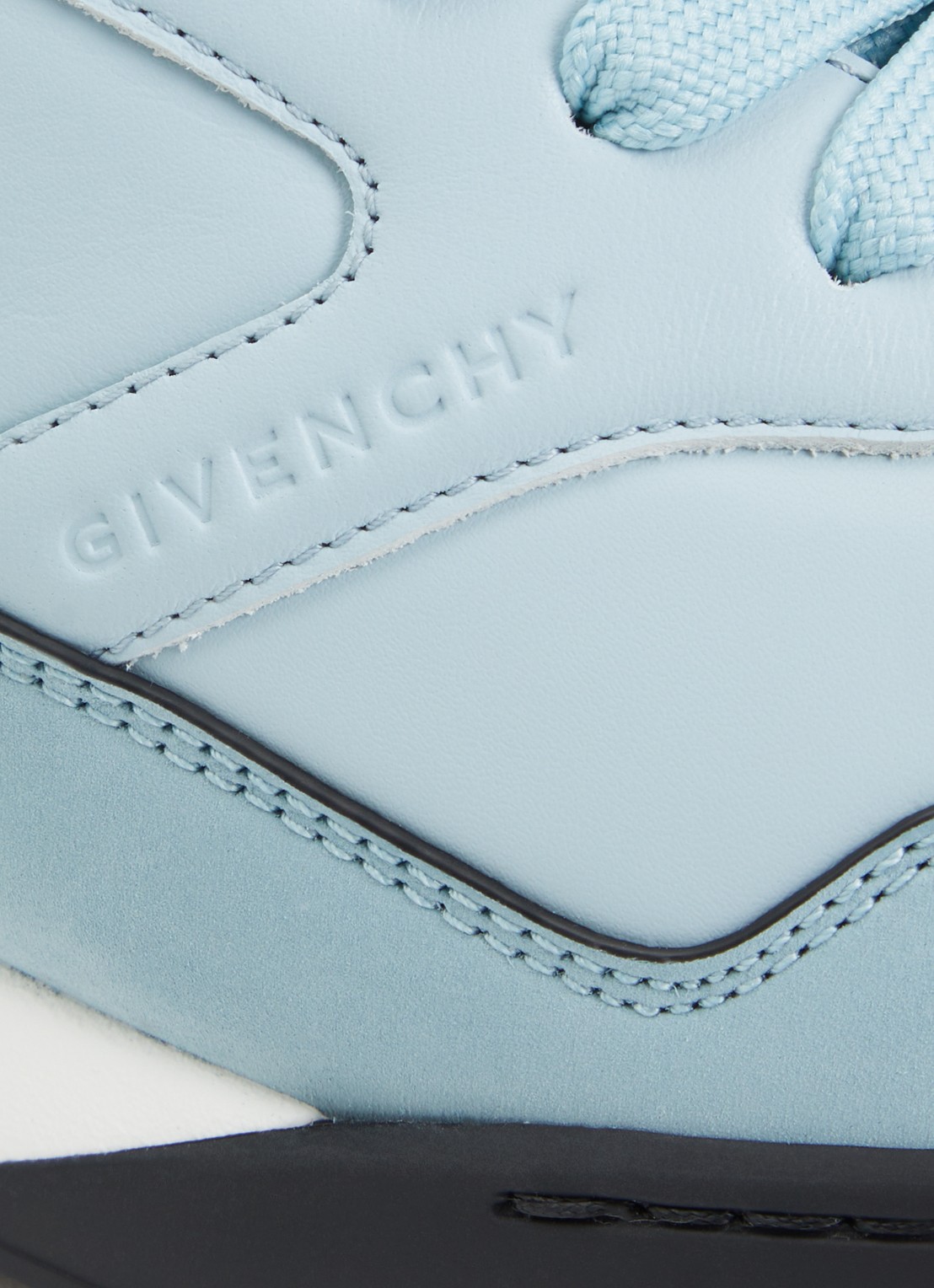 Givenchy Yard Court sneaker van kalfsleer met nubuck details en logo - detail 6 lichtblauw
