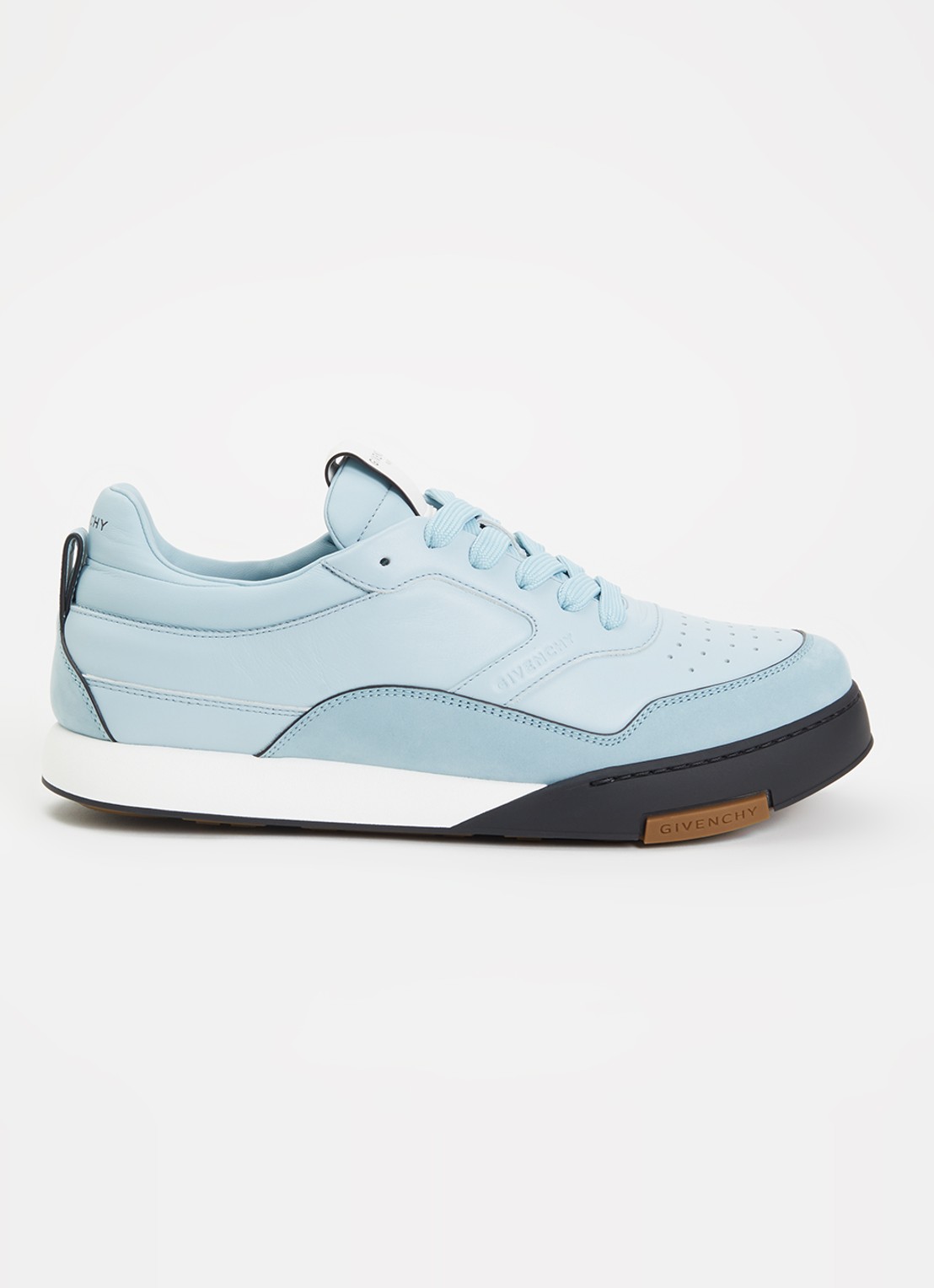 Givenchy Yard Court sneaker van kalfsleer met nubuck details en logo - voorkant lichtblauw
