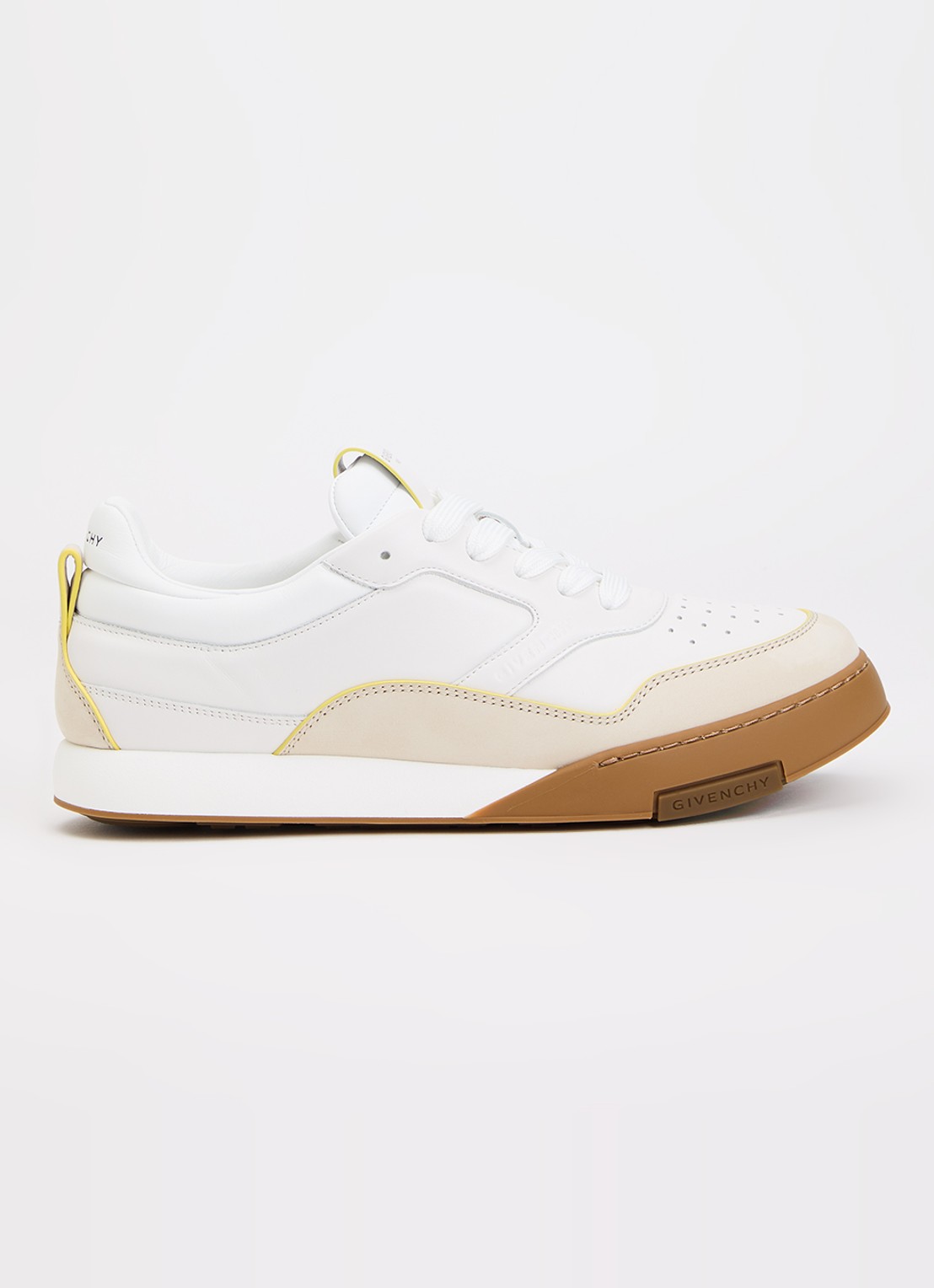 Givenchy Yard Court sneaker van kalfsleer met nubuck details - voorkant 2 wit