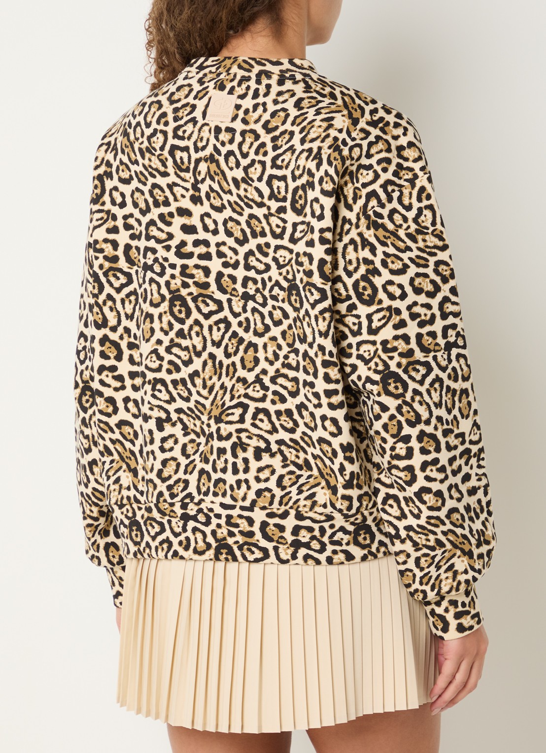 Goldbergh Kiarah sweater met panterprint en logo - achterkant 4 beige