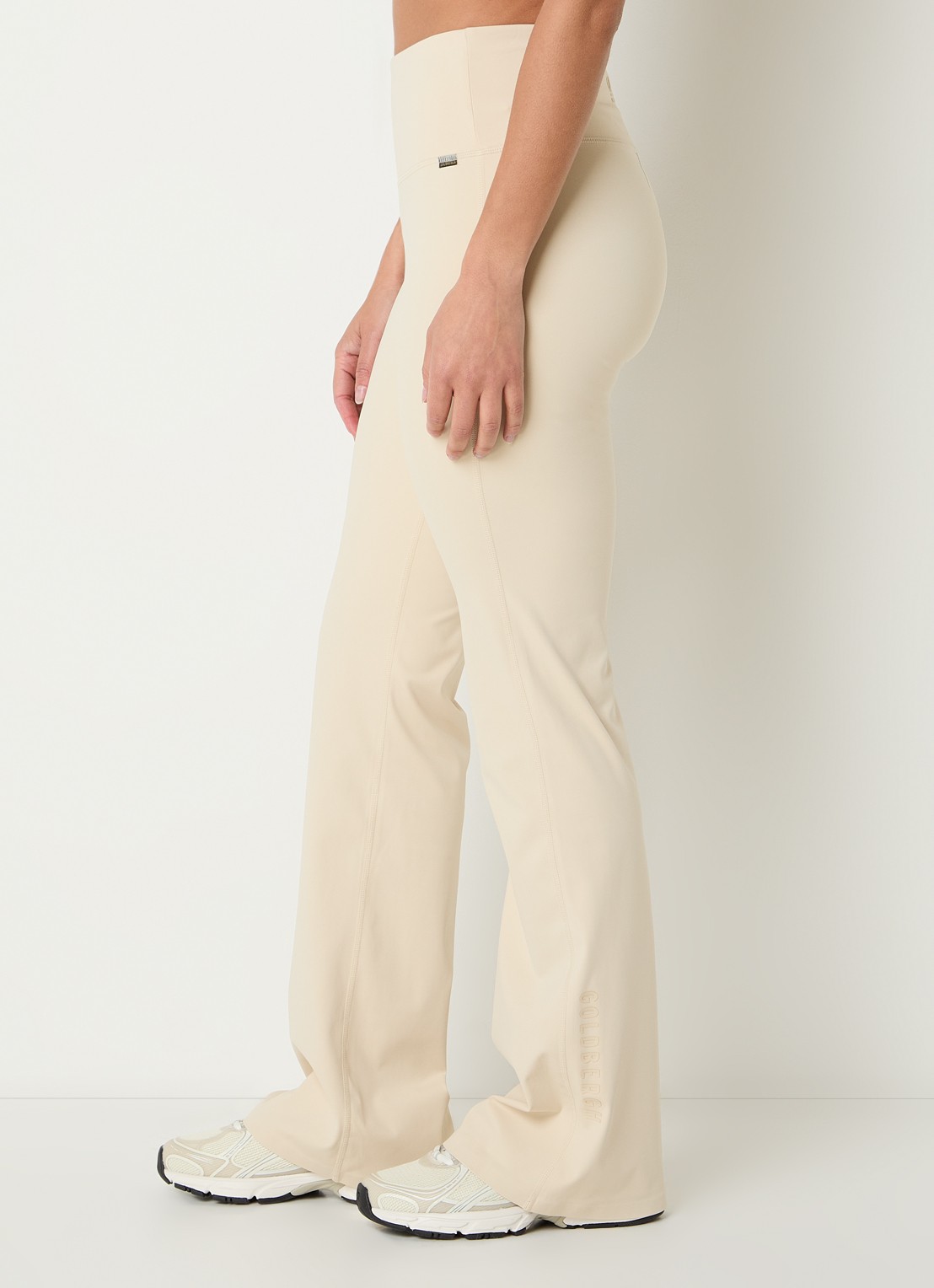 Goldbergh Lunge high waist flared fit legging - detail 4 beige