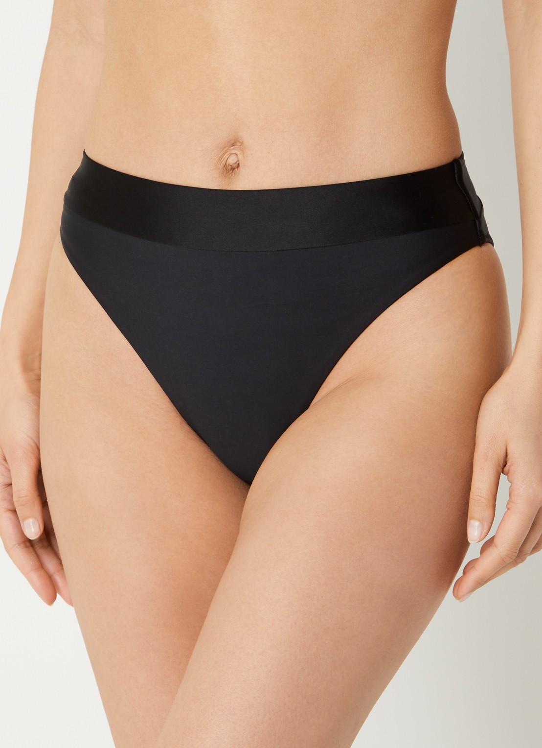 Goldbergh Oceane high waisted hipster bikinislip - voorkant 2 zwart