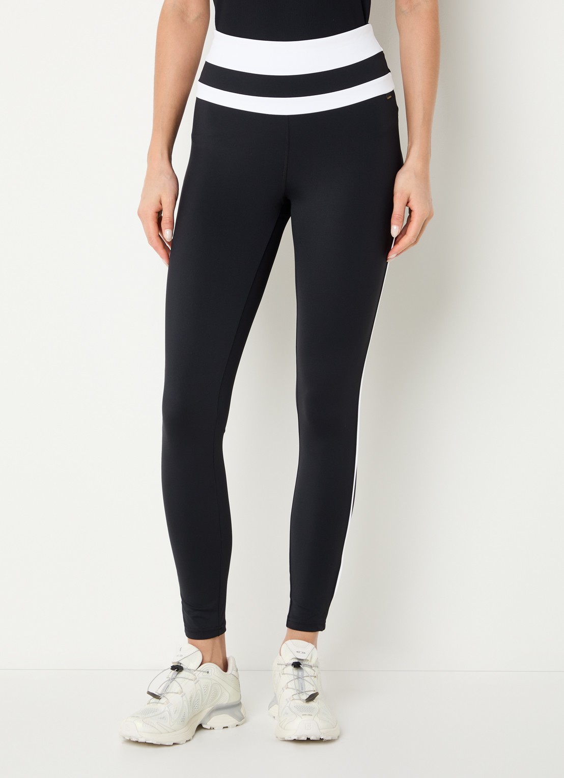 Goldbergh Sandora high waist trainingslegging - detail zwart