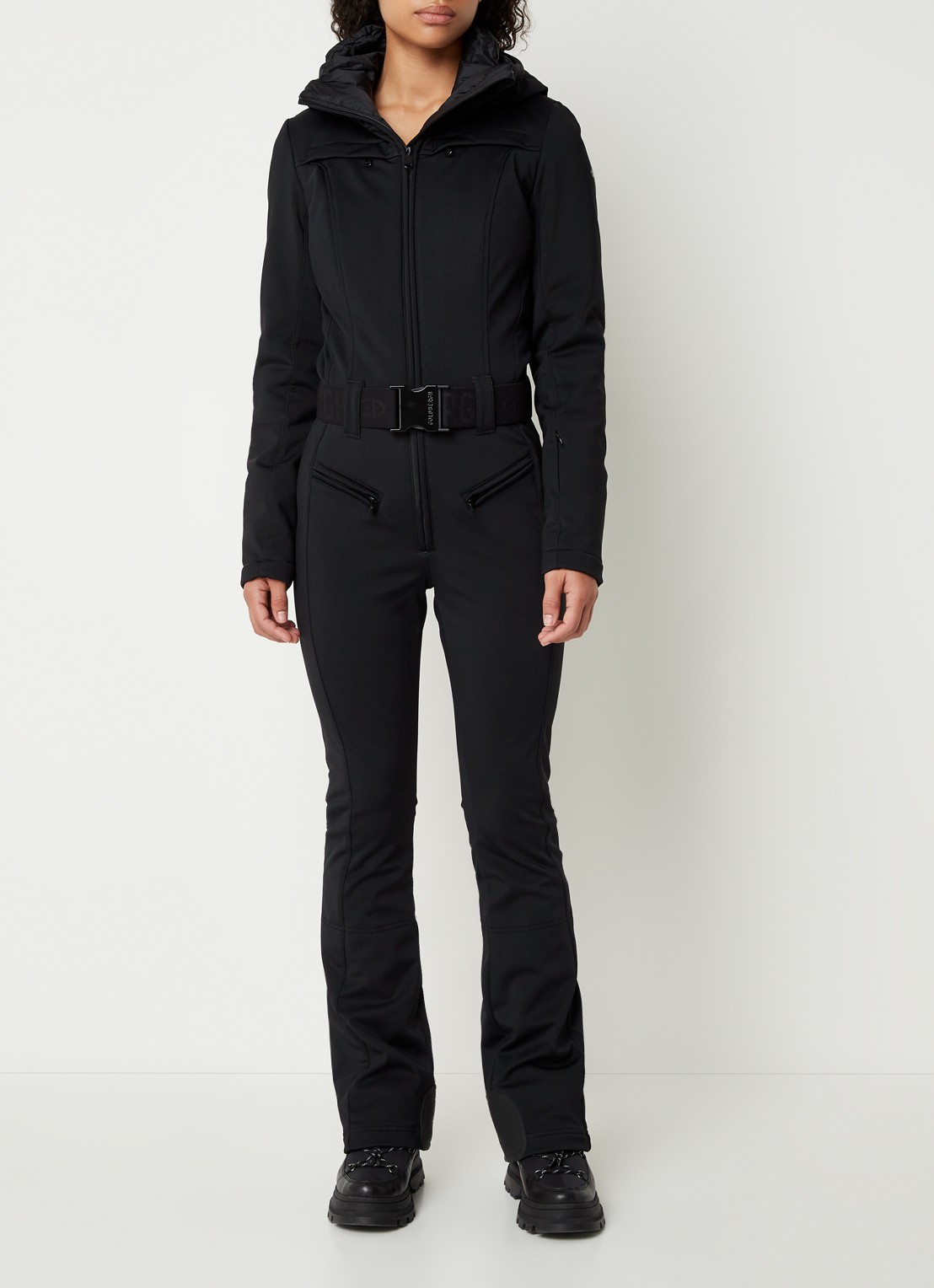 Goldbergh Softshell skipak met capuchon - detail zwart