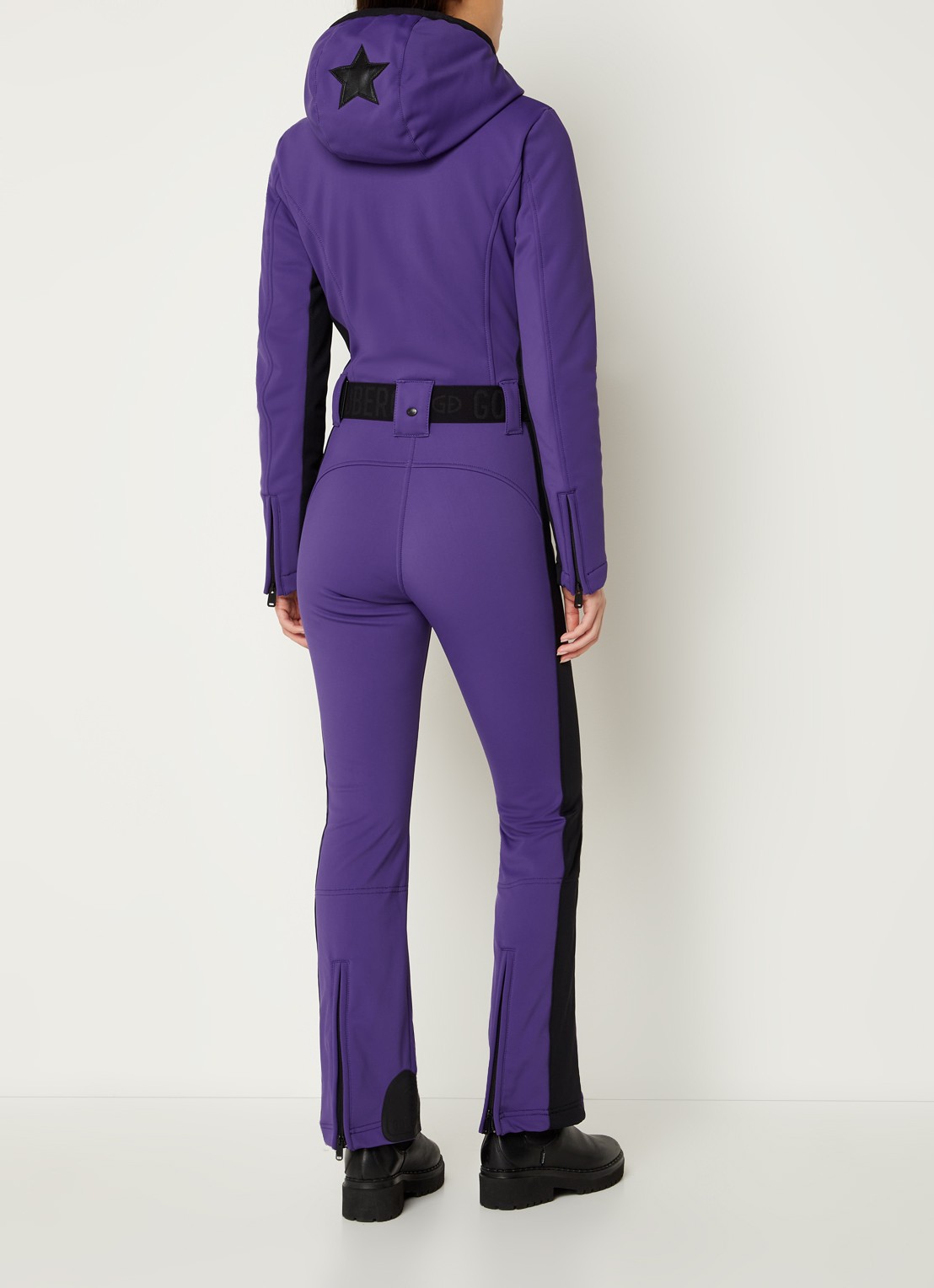 Goldbergh Softshell skipak met capuchon - achterkant aubergine