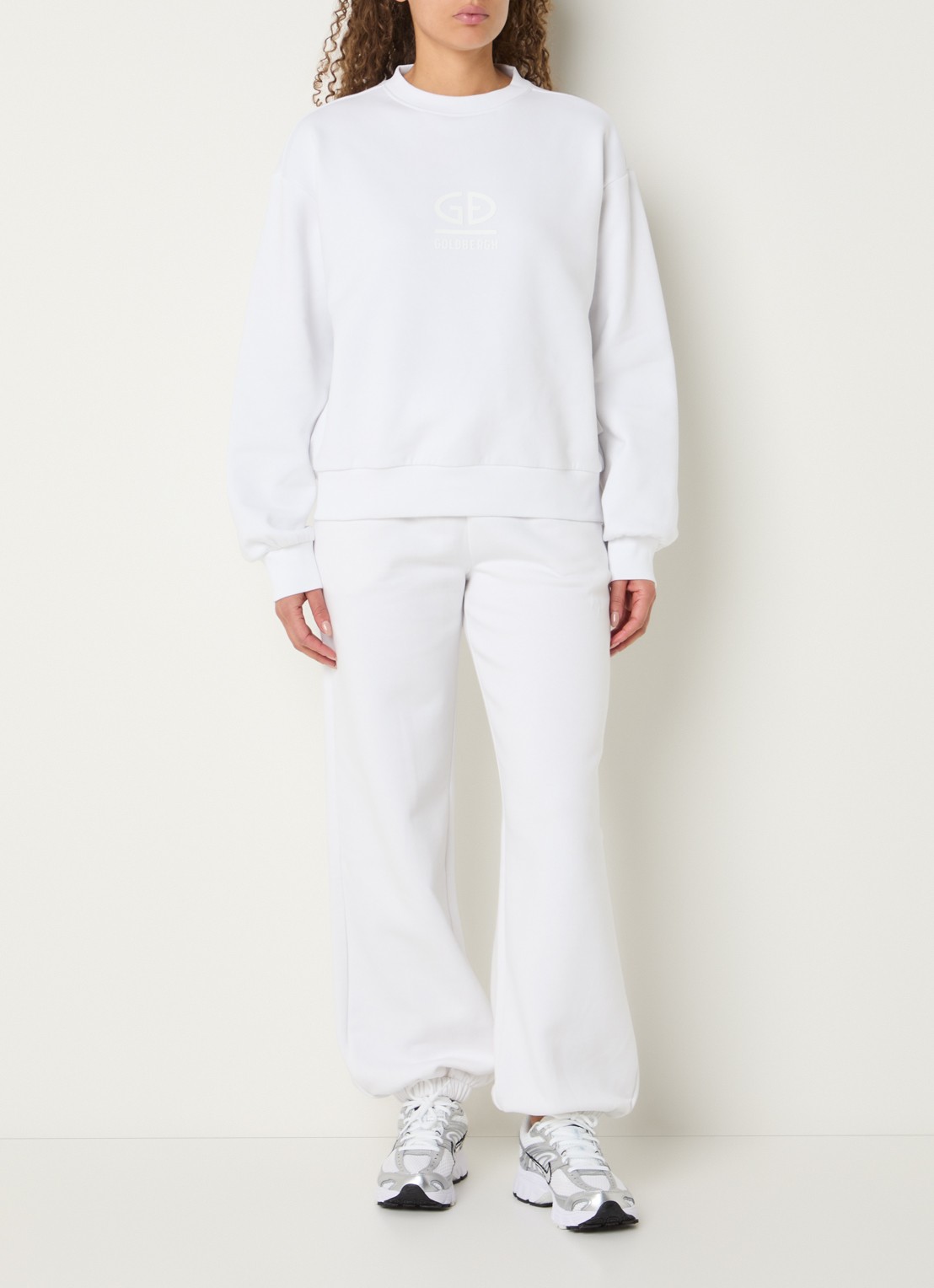 Goldbergh Sweater met logo - voorkant 3 wit