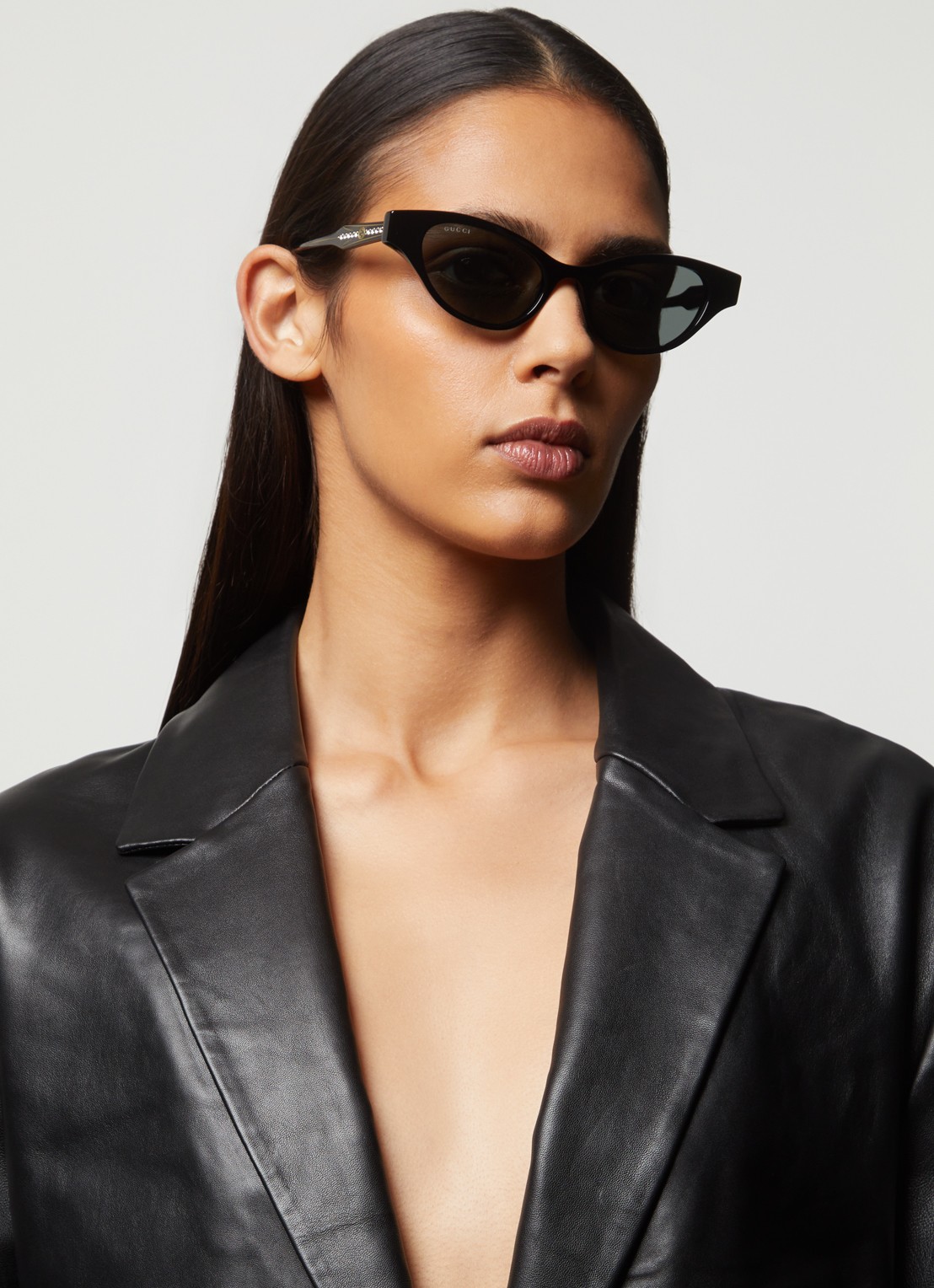 Gucci Cat Eye zonnebril GG1298S - voorkant 2 zwart
