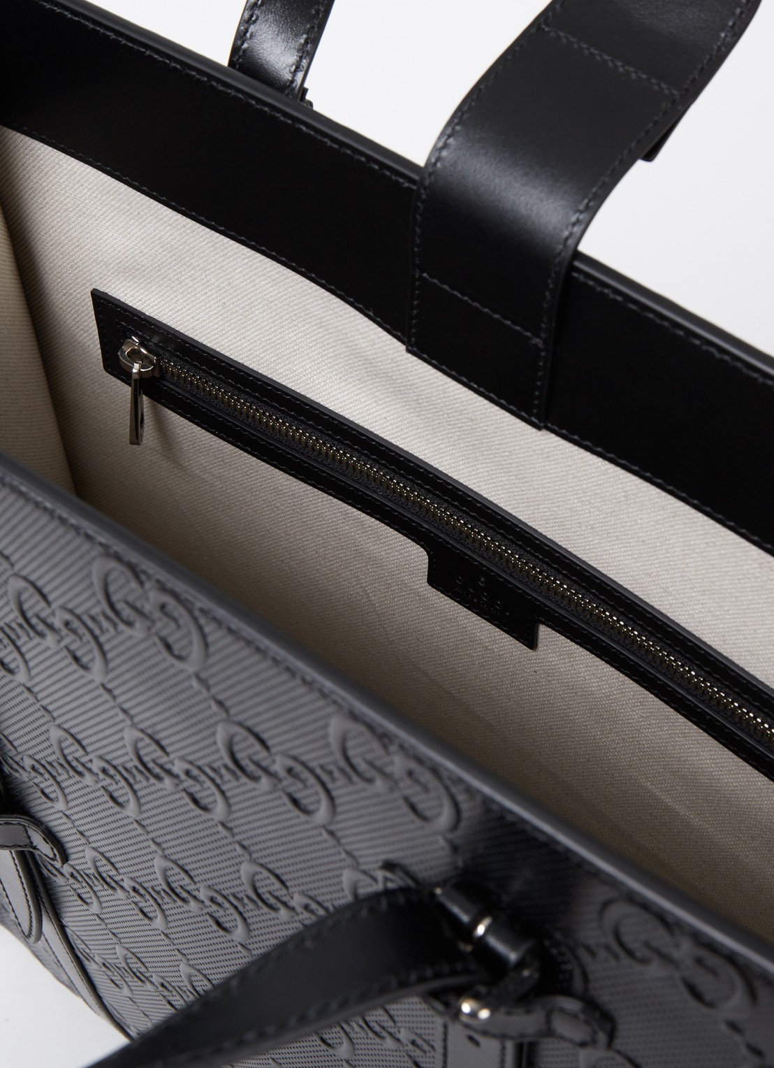 Gucci GG Tennis shopper van geperforeerd leer  - detail zwart