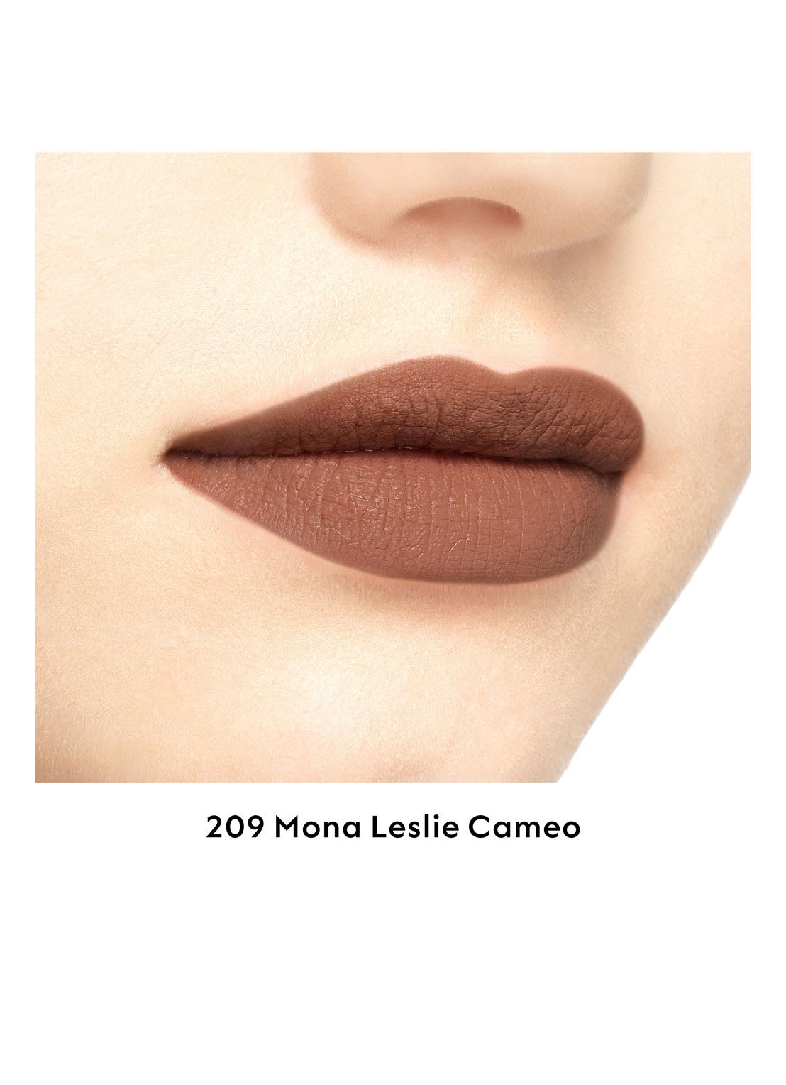 Gucci Rouge à Lèvres Matte Finish - matte Lipstick - detail 3 209 mona leslie cameo