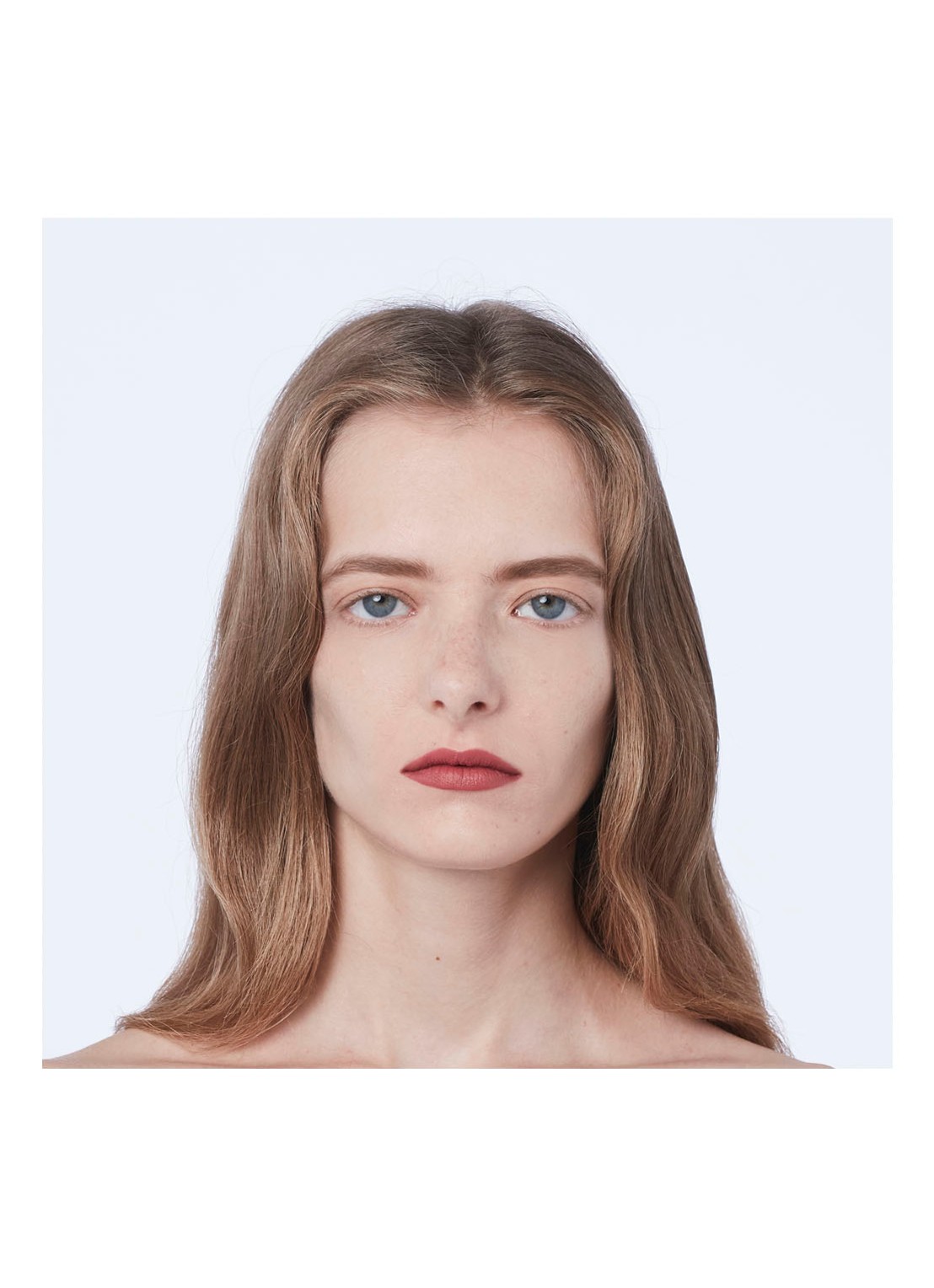Gucci Rouge à Lèvres Matte Finish - matte Lipstick - detail 5 204 peggy taupe