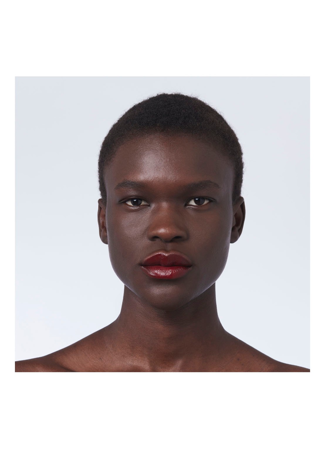 Gucci Rouge à Lèvres Satin - lipstick - detail 6 504 myra crimson