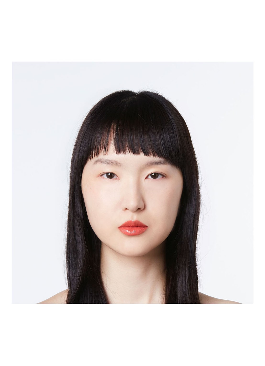 Gucci Rouge de Beauté Brillant Glow en Care - lipstick - detail 3 514 virgina scarlett
