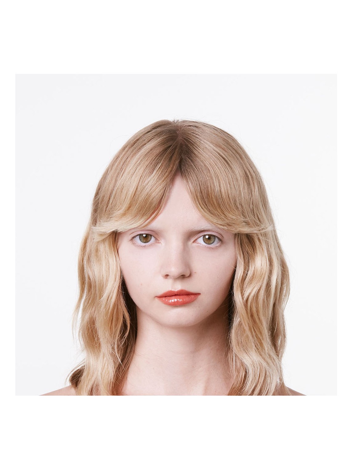 Gucci Rouge de Beauté Brillant Glow en Care - lipstick - detail 5 514 virgina scarlett