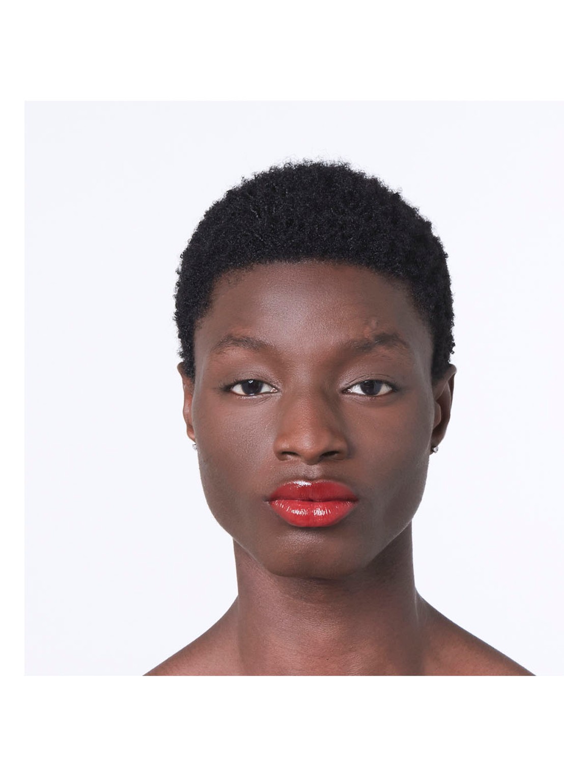Gucci Rouge de Beauté Brillant Glow en Care - lipstick - detail 5 517 abby maroon red
