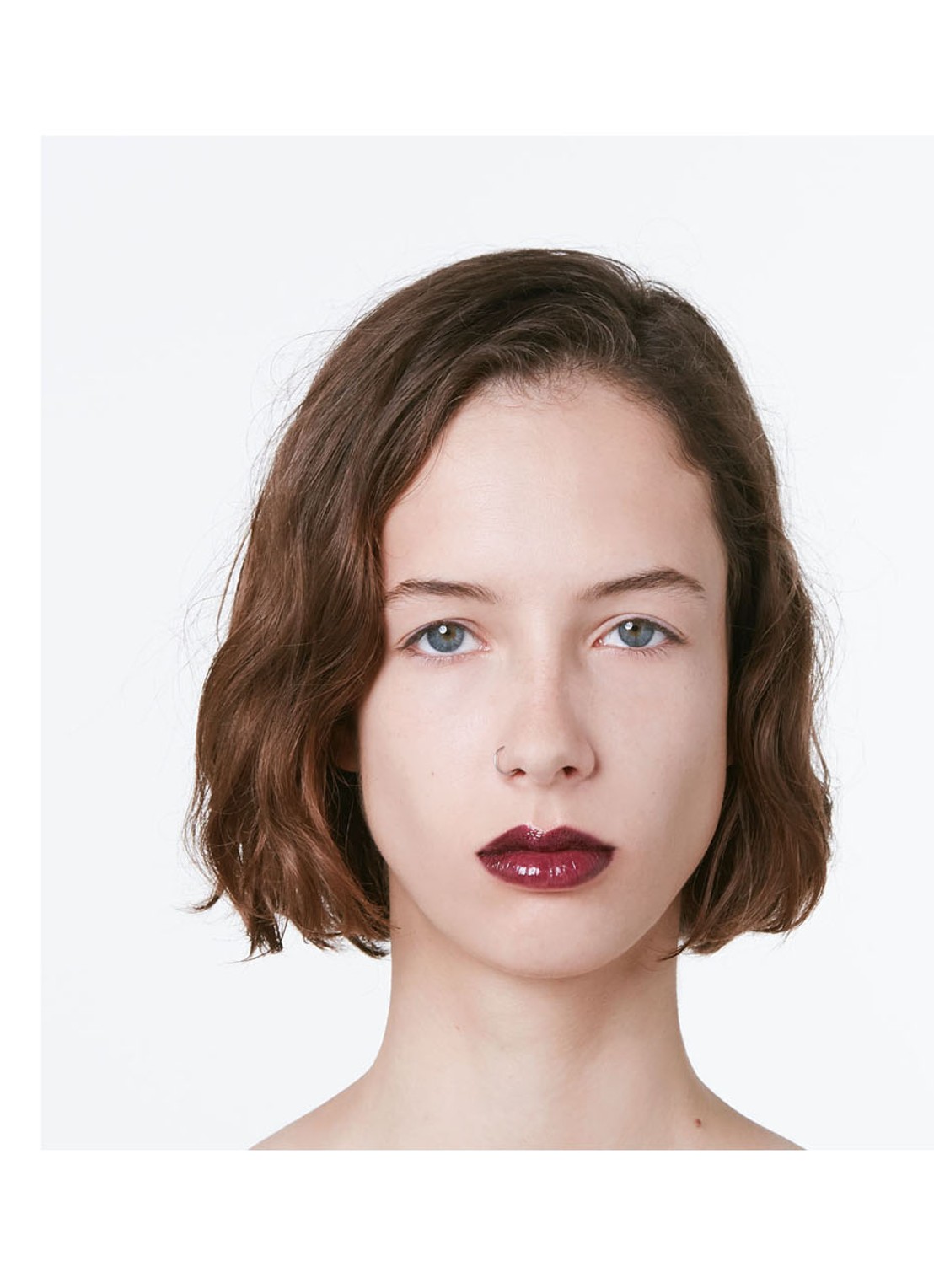 Gucci Rouge de Beauté Brillant Glow en Care - lipstick - detail 3 714 jody wild mauve