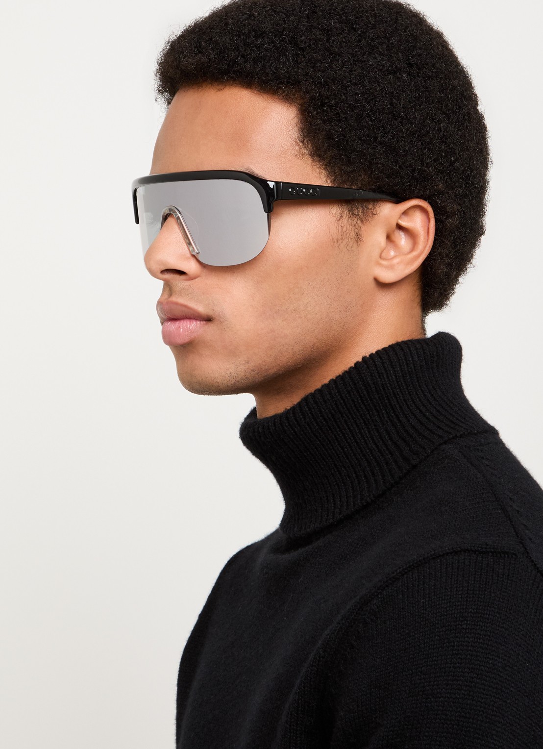 Gucci Shield zonnebril GG1645S - voorkant 5 zwart