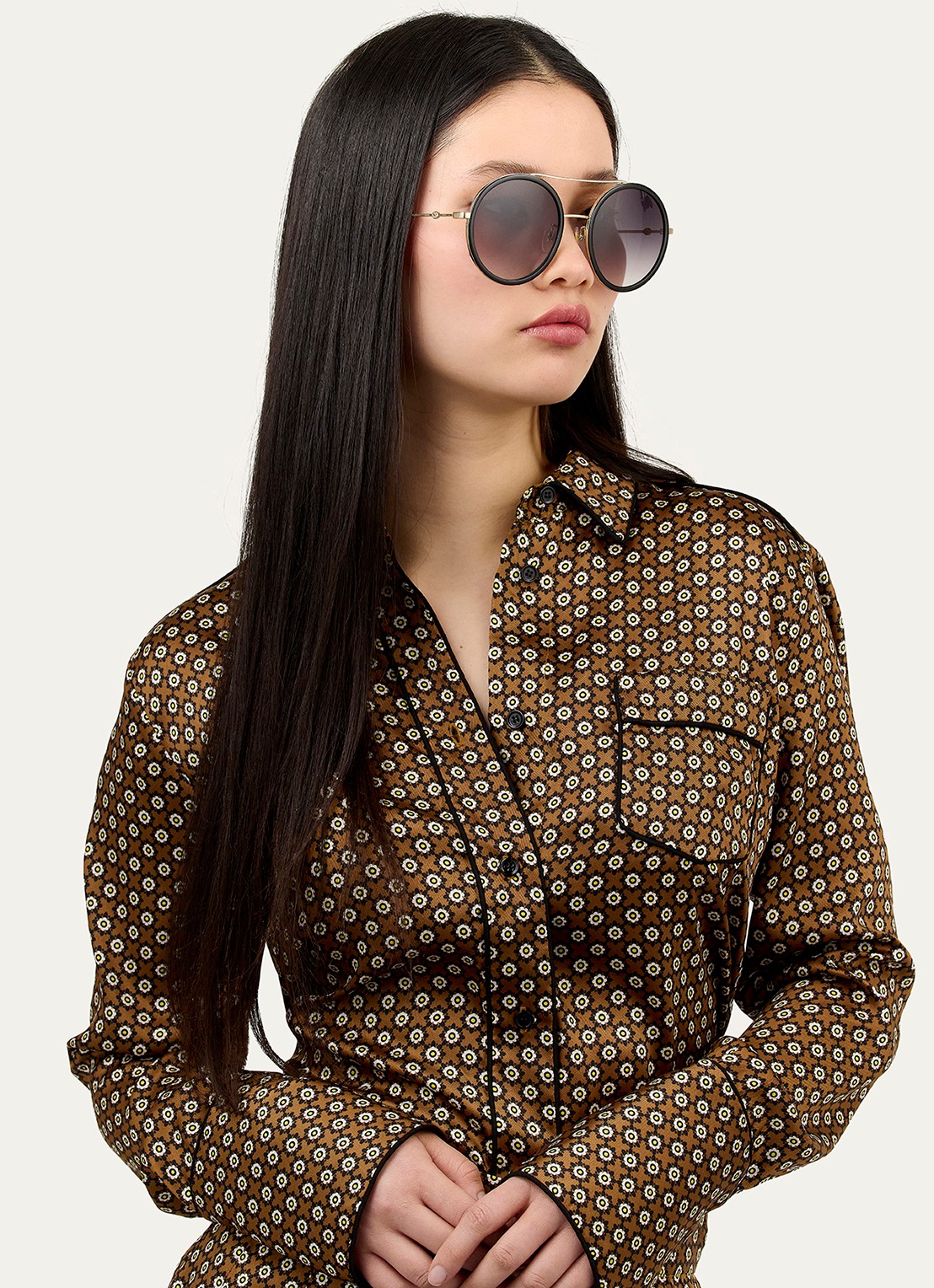 Gucci Zonnebril GG0061S - voorkant 2 zwart