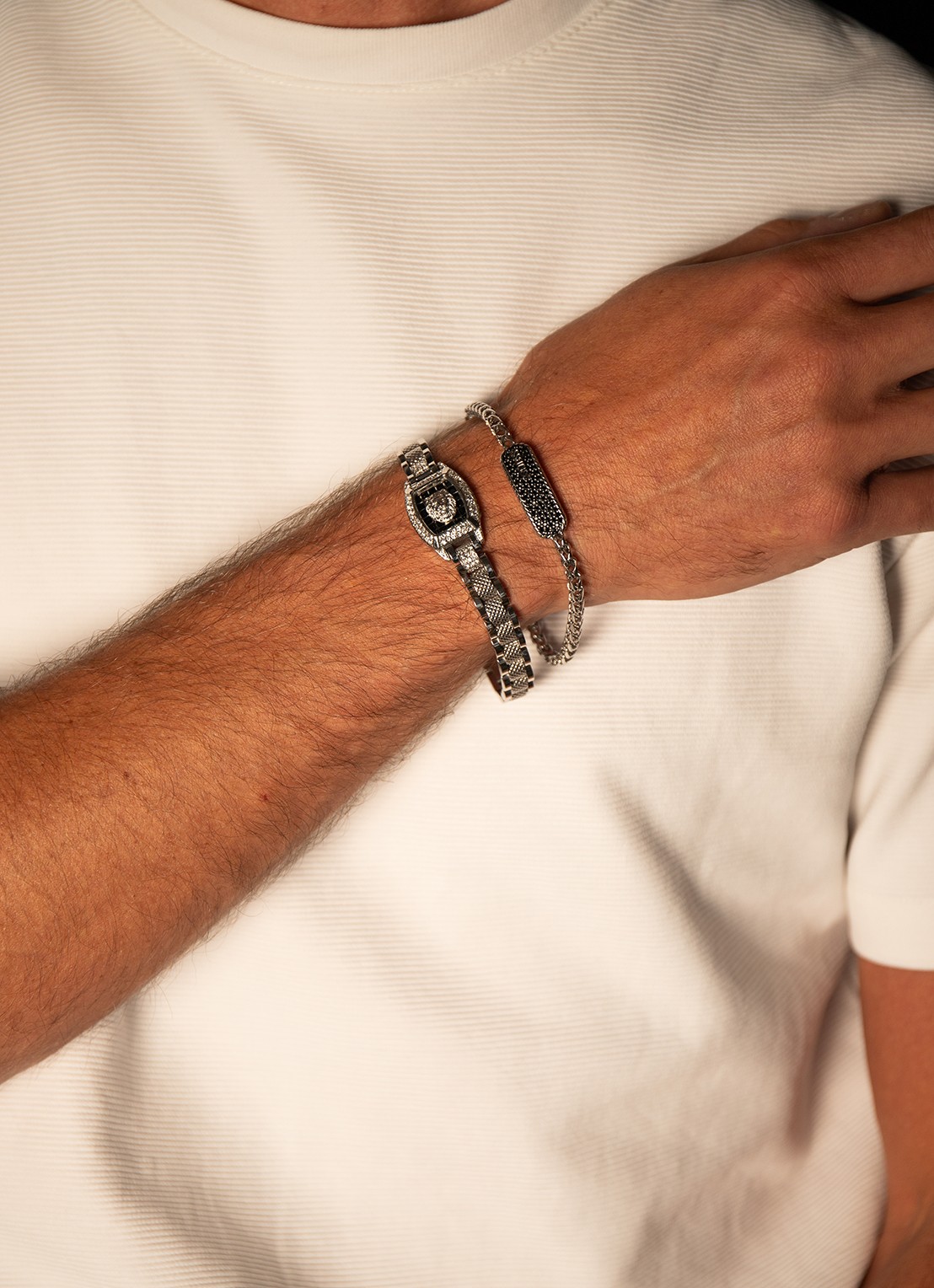 GUESS Armband met kristal JUMB05018JWSTBKS  - detail 4 zilver