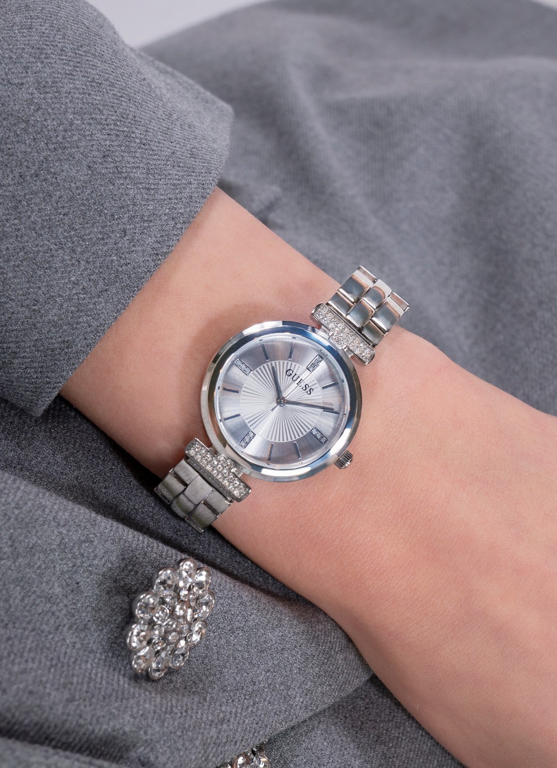 GUESS Array horloge GW0762L1 - detail 3 zilver