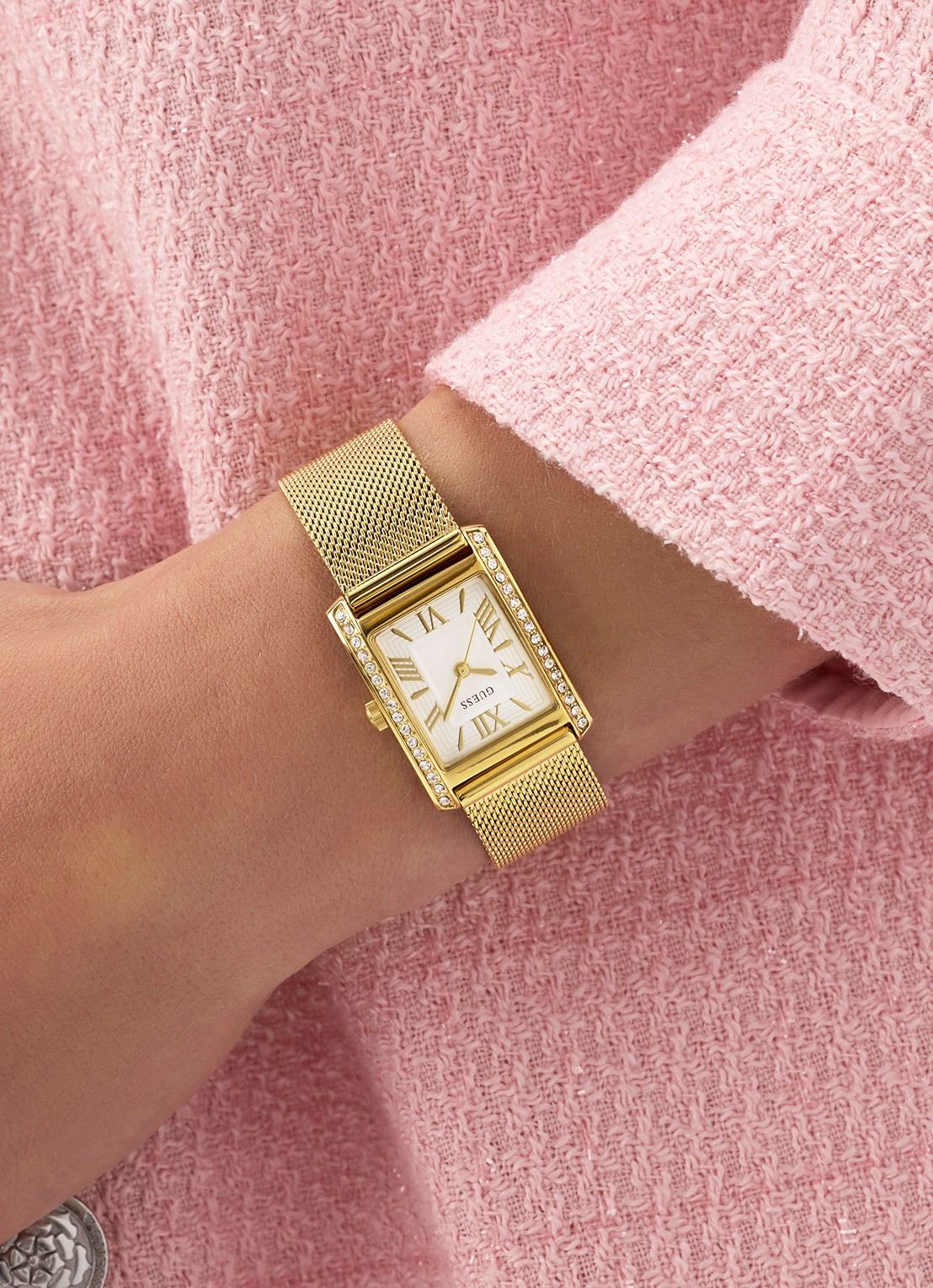 GUESS Bonnet horloge GW0997L2 - voorkant 2 goud
