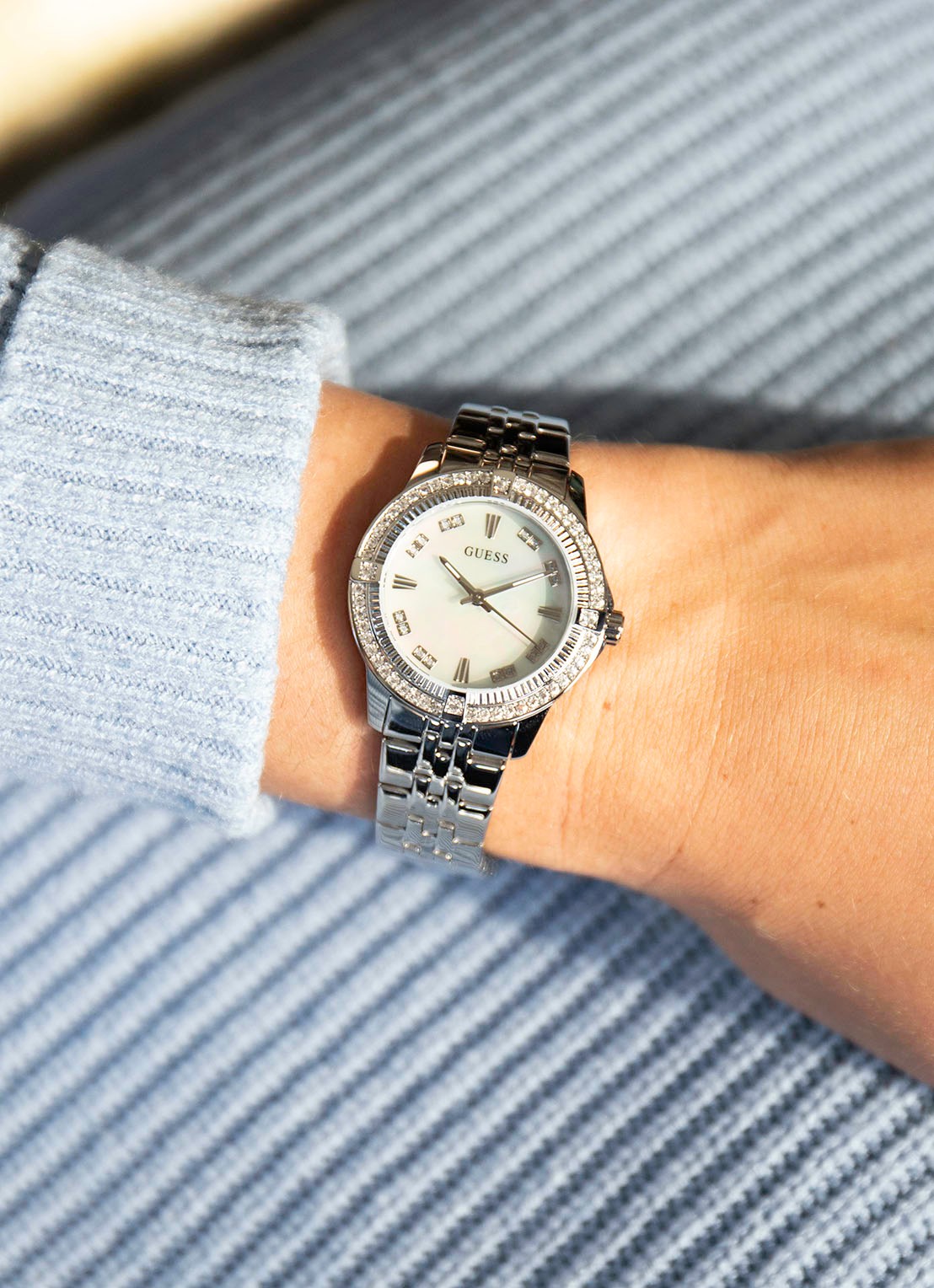 GUESS Colette horloge GW1027L1 - detail zilver