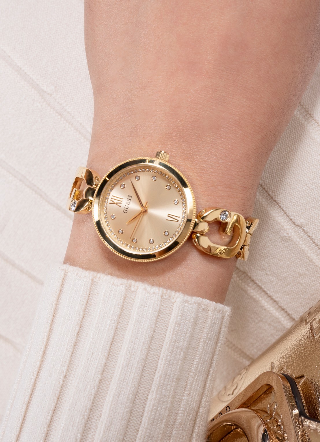 GUESS Empower horloge GW0759L2 - detail 5 goud