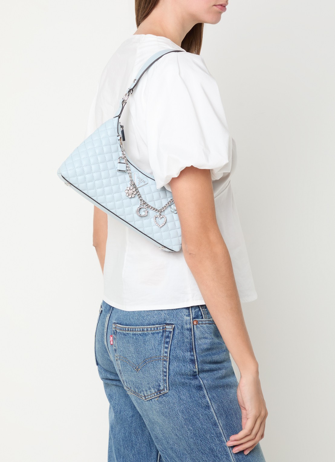 GUESS Everlee schoudertas met quilt patroon - voorkant 6 lichtblauw