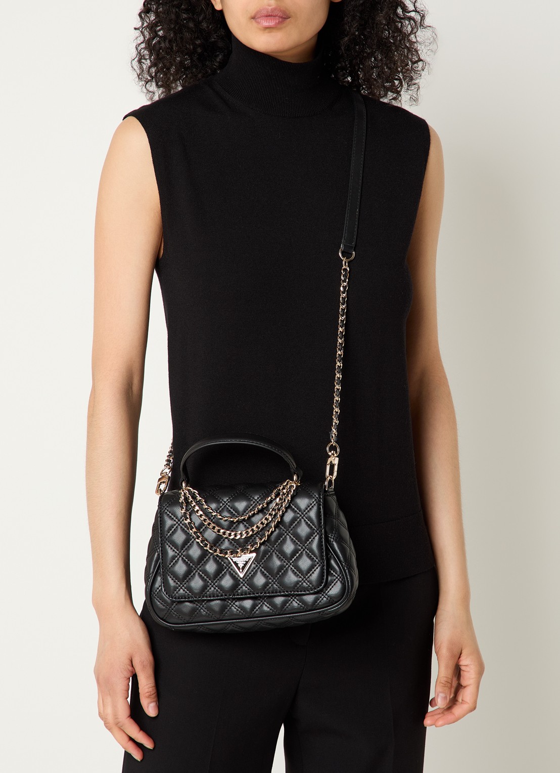 GUESS Giully II handtas met quilt patroon en afneembare schouderriem - voorkant 6 zwart