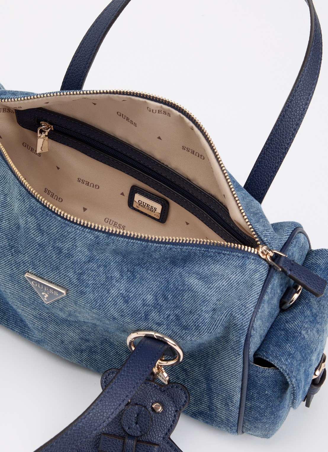 GUESS Kassie handtas van denim met tasbedel en afneembare schouderriem  - detail 2 indigo