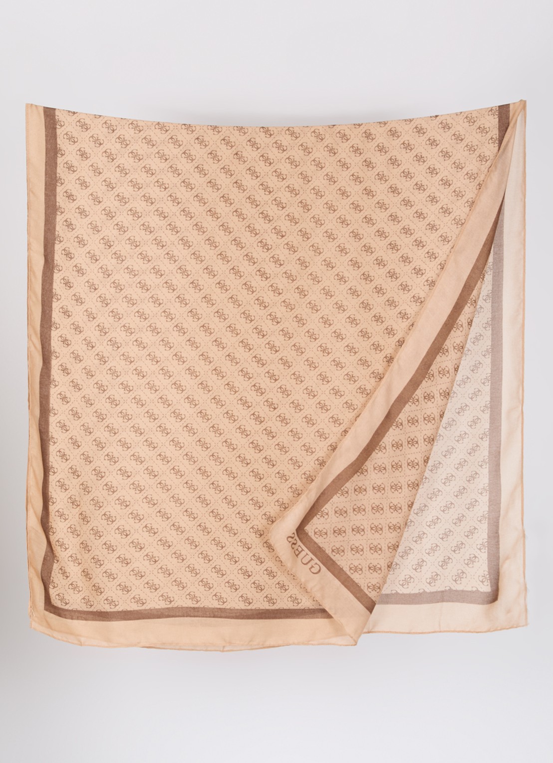 GUESS Katya sjaal met logoprint 180 x 90 cm - detail camel