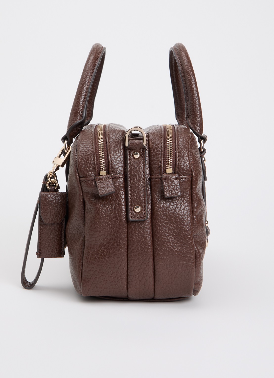 GUESS Marsha mini handtas met logo en tasbedel  - detail 6 donkerbruin