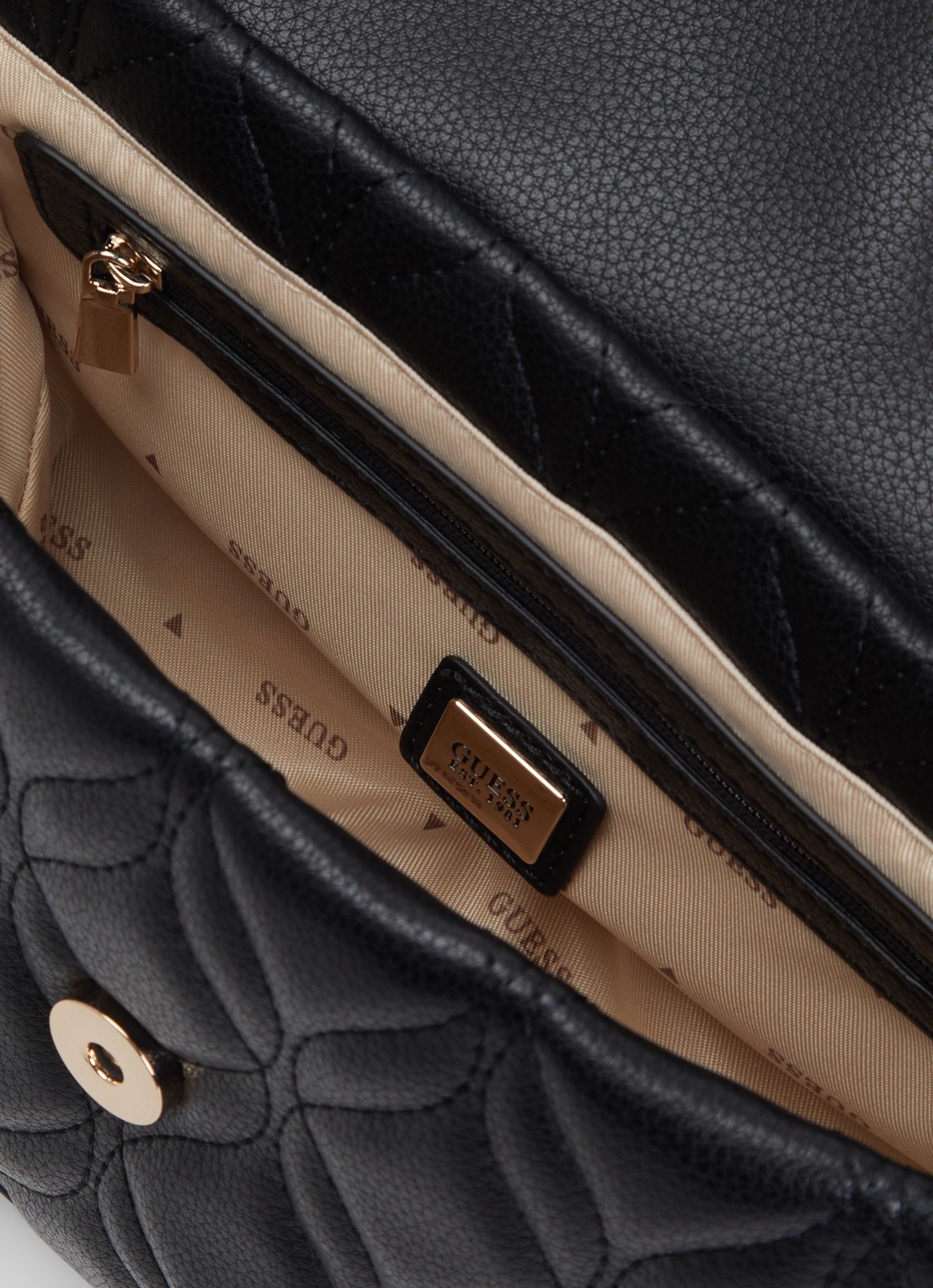 GUESS Maxine crossbodytas met quilt patroon - detail 2 zwart