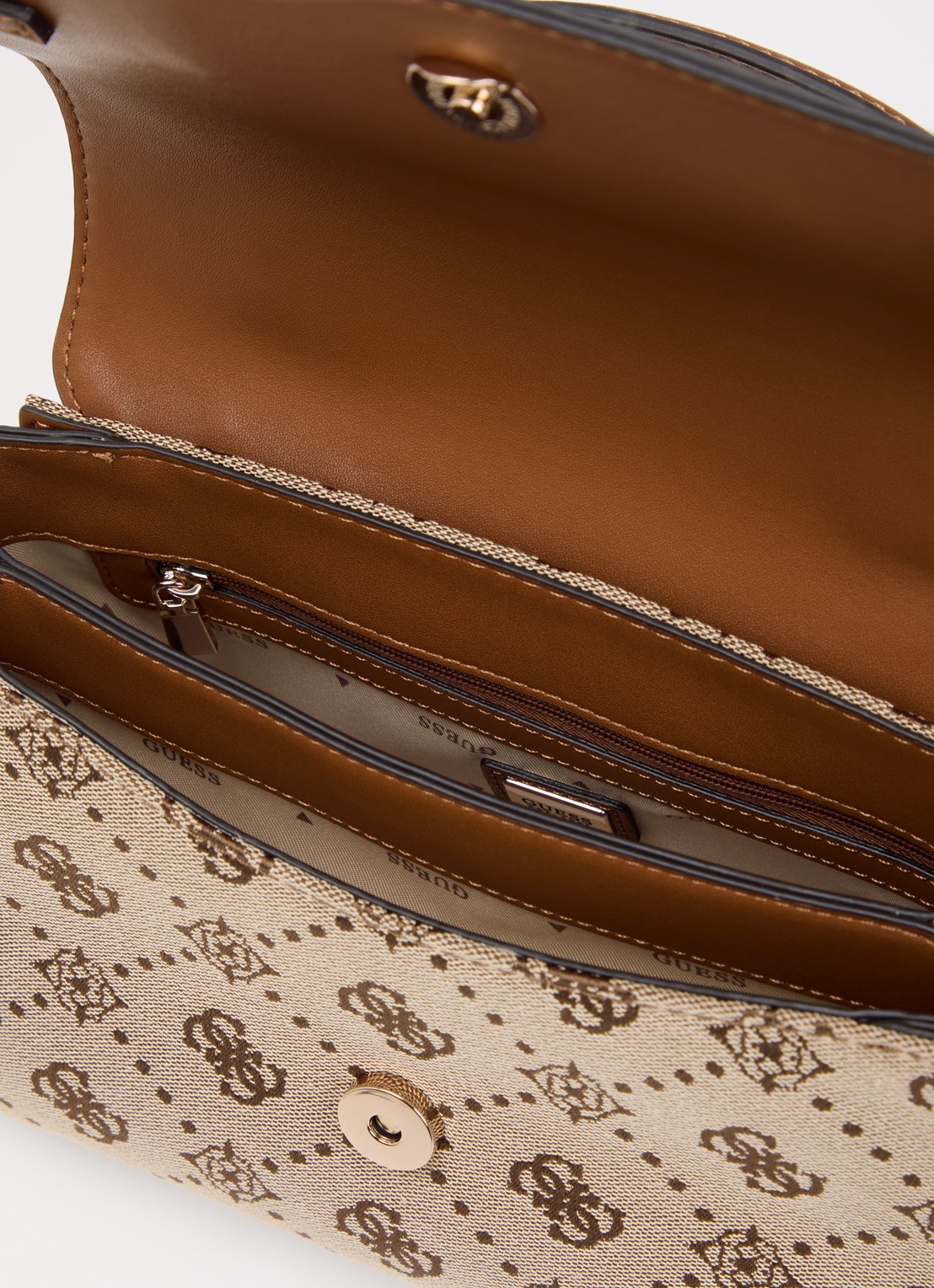 GUESS Melinda Logo handtas met logoprint en afneembare schouderriem  - detail bruin