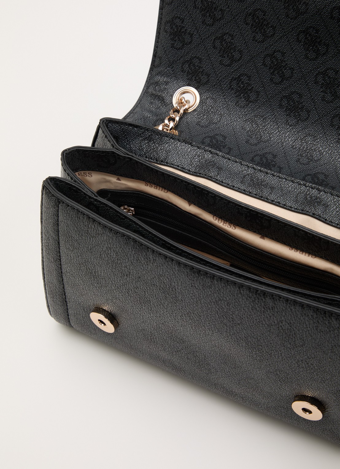GUESS Noelle II schoudertas met logoprint en verstelbare schouderriem  - detail 3 antraciet