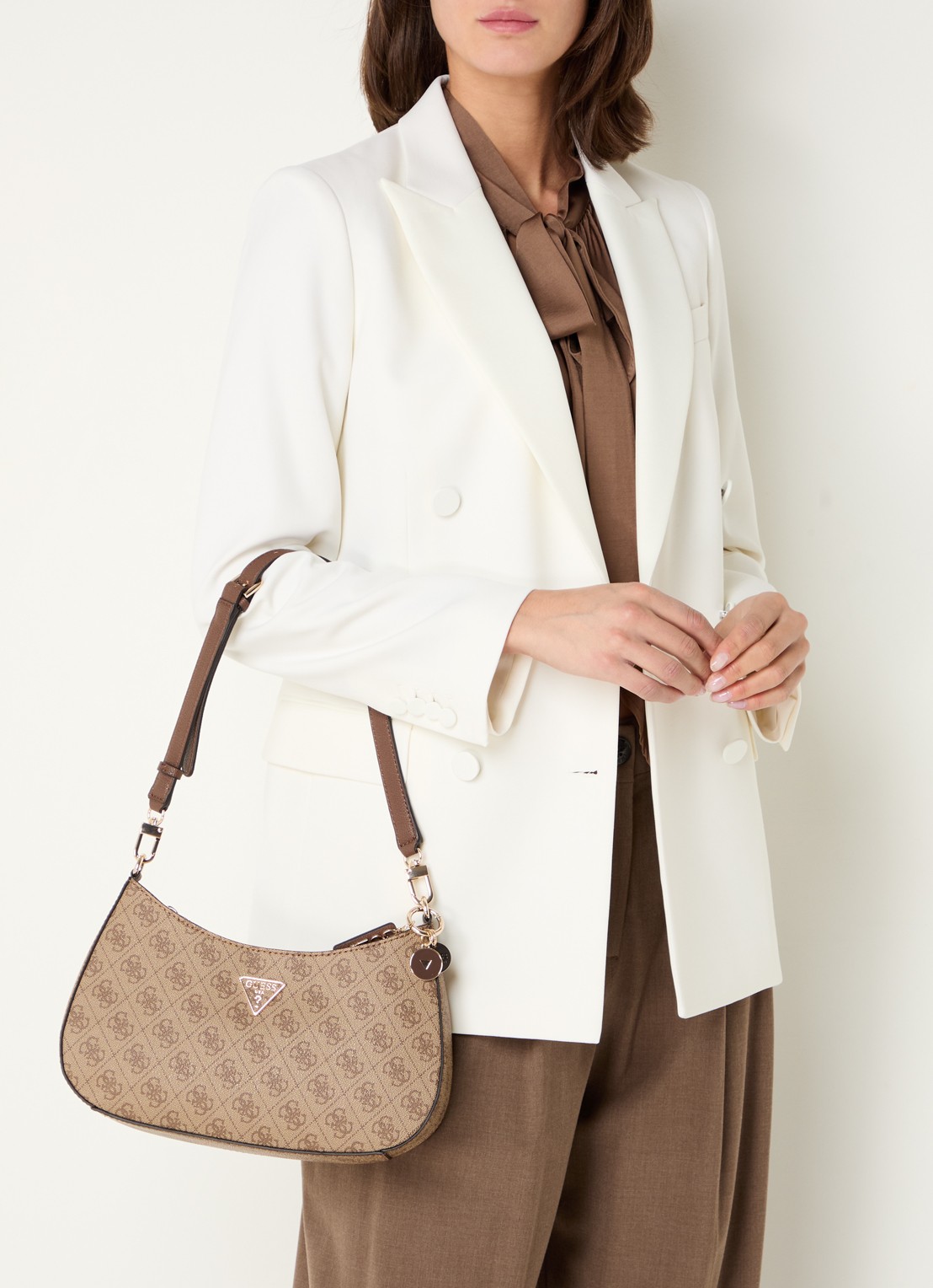 GUESS Noelle schoudertas met logo - voorkant 5 bruin