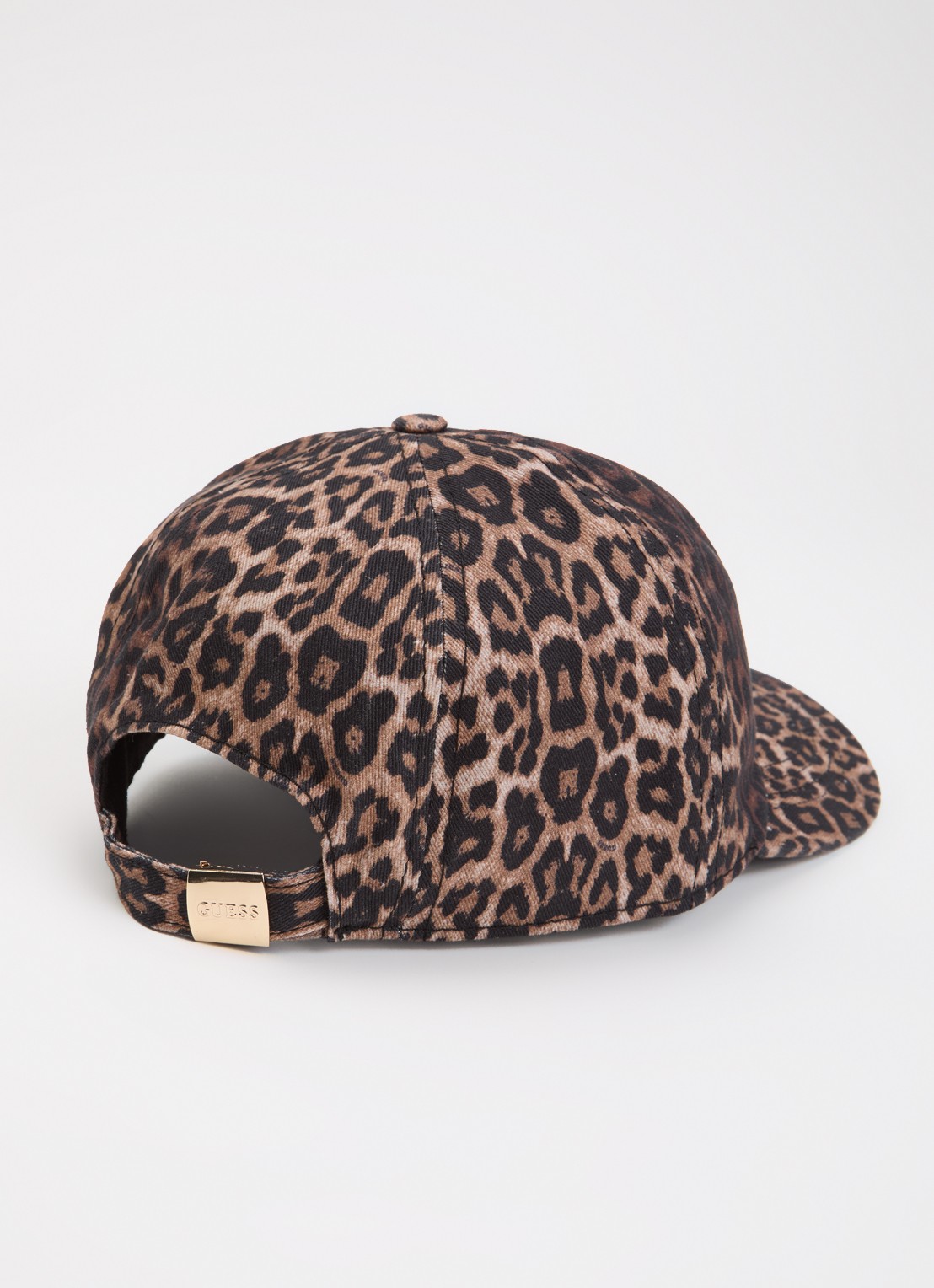 GUESS Pet met panterprint en logo - detail 2 bruin