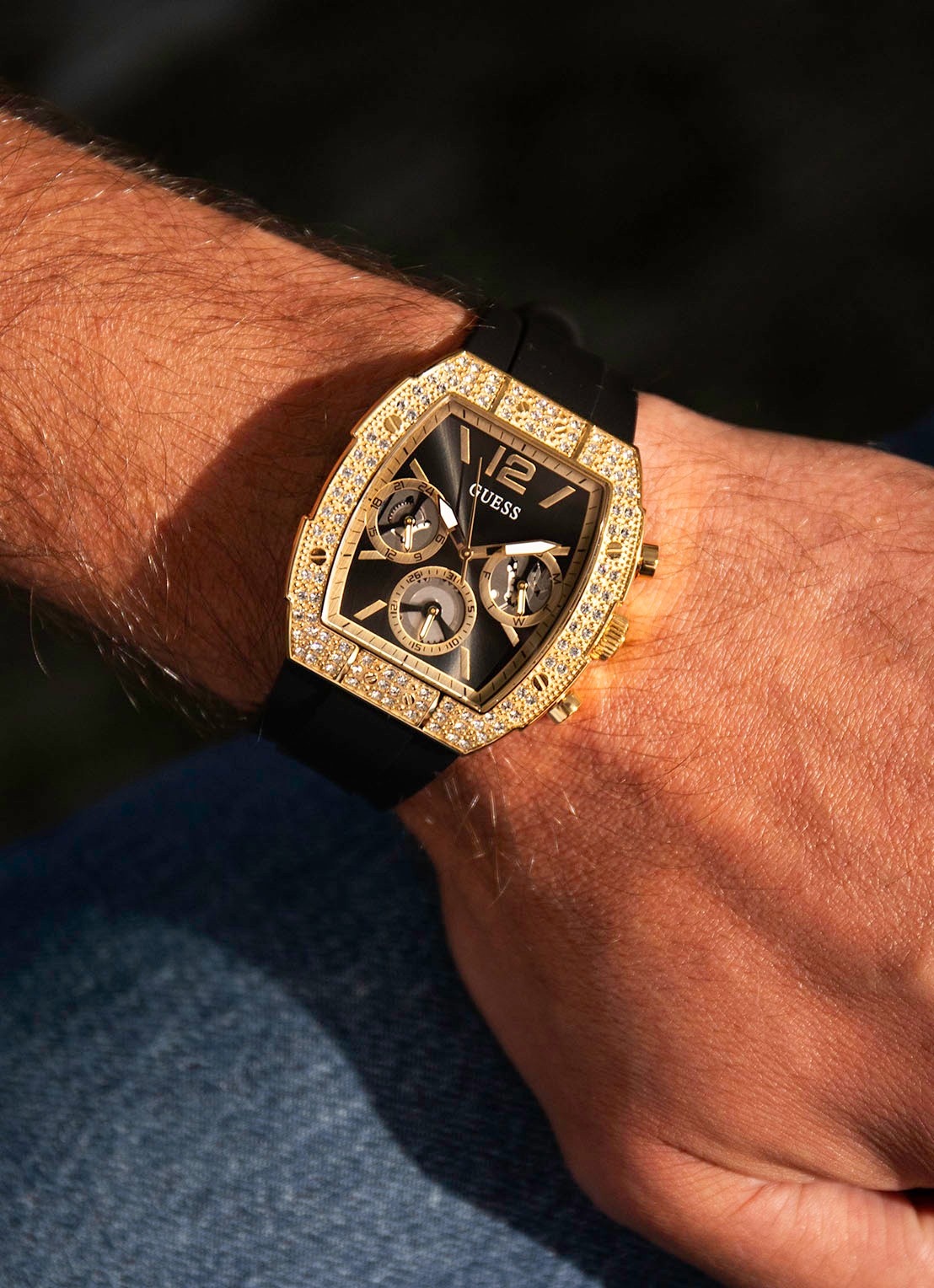 GUESS Phoenix Quantum horloge GW1069G2 - detail 2 goud