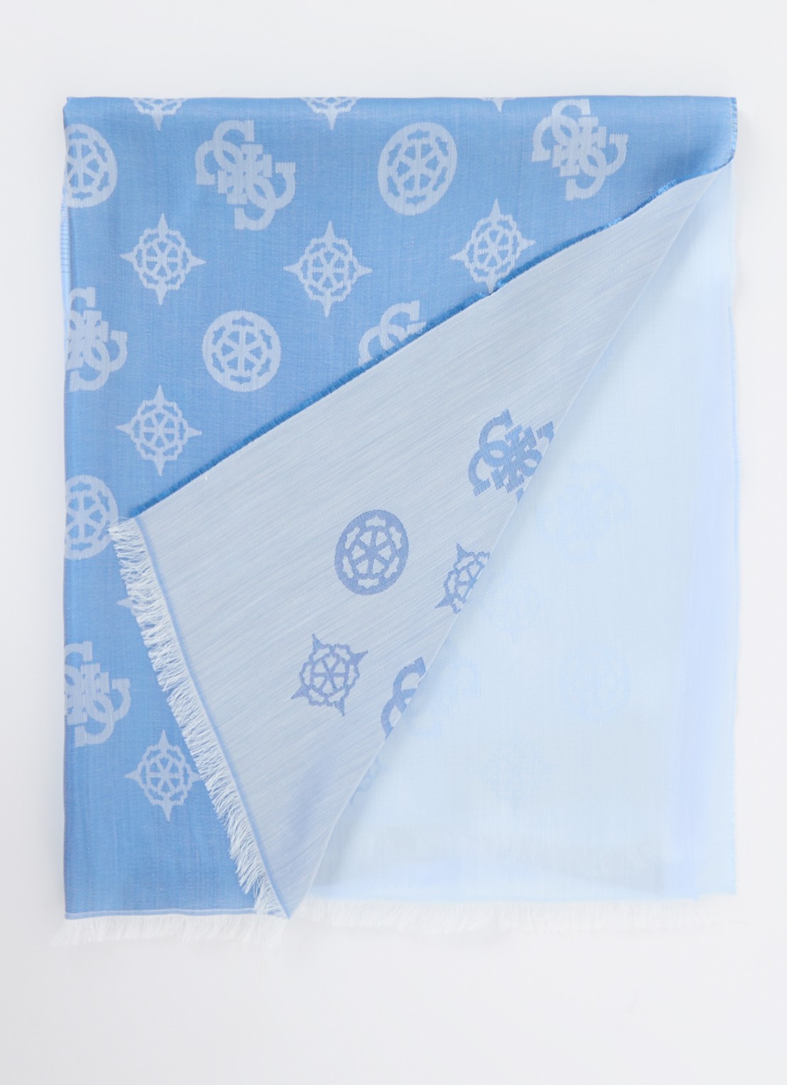 GUESS Sjaal met logo print 185 x 75 cm - voorkant 3 lichtblauw