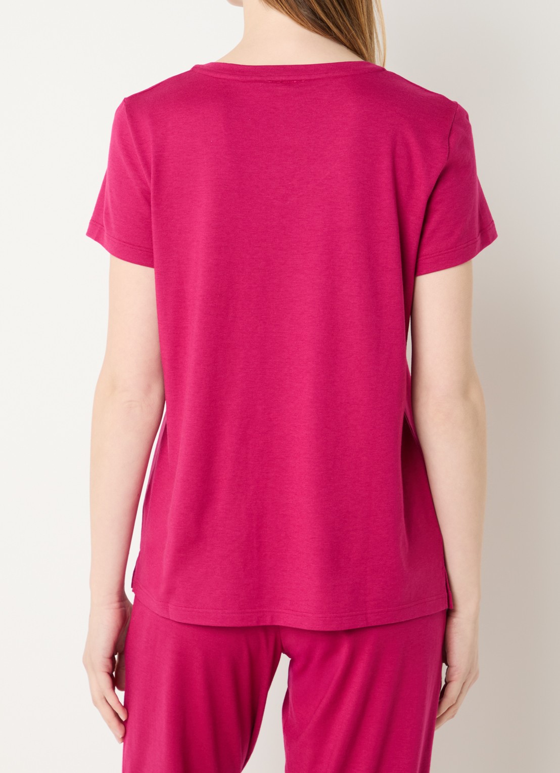 Hanro Pyjamatop met V-hals - achterkant 3 beige