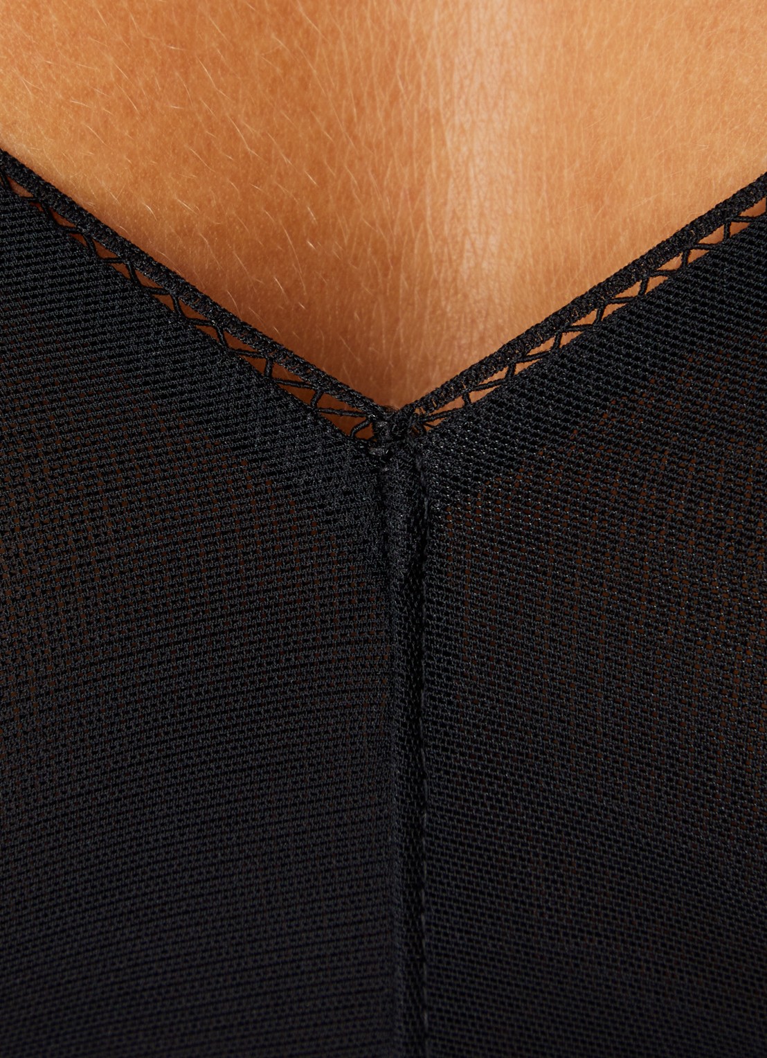 Hanro Smooth Illusion naadloze bh van tule - detail 4 zwart