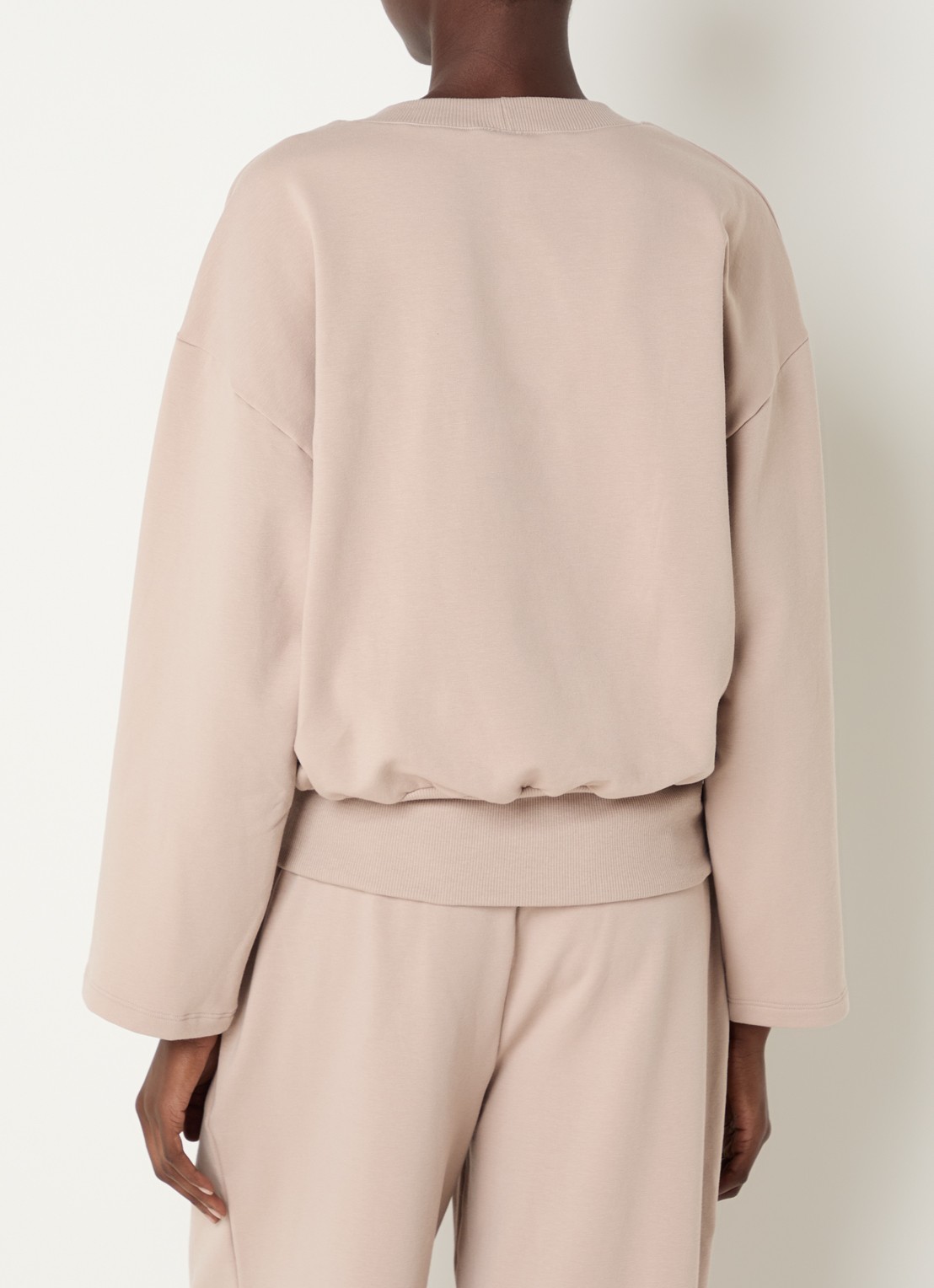 Hanro Sweater met ronde hals - achterkant 3 beige