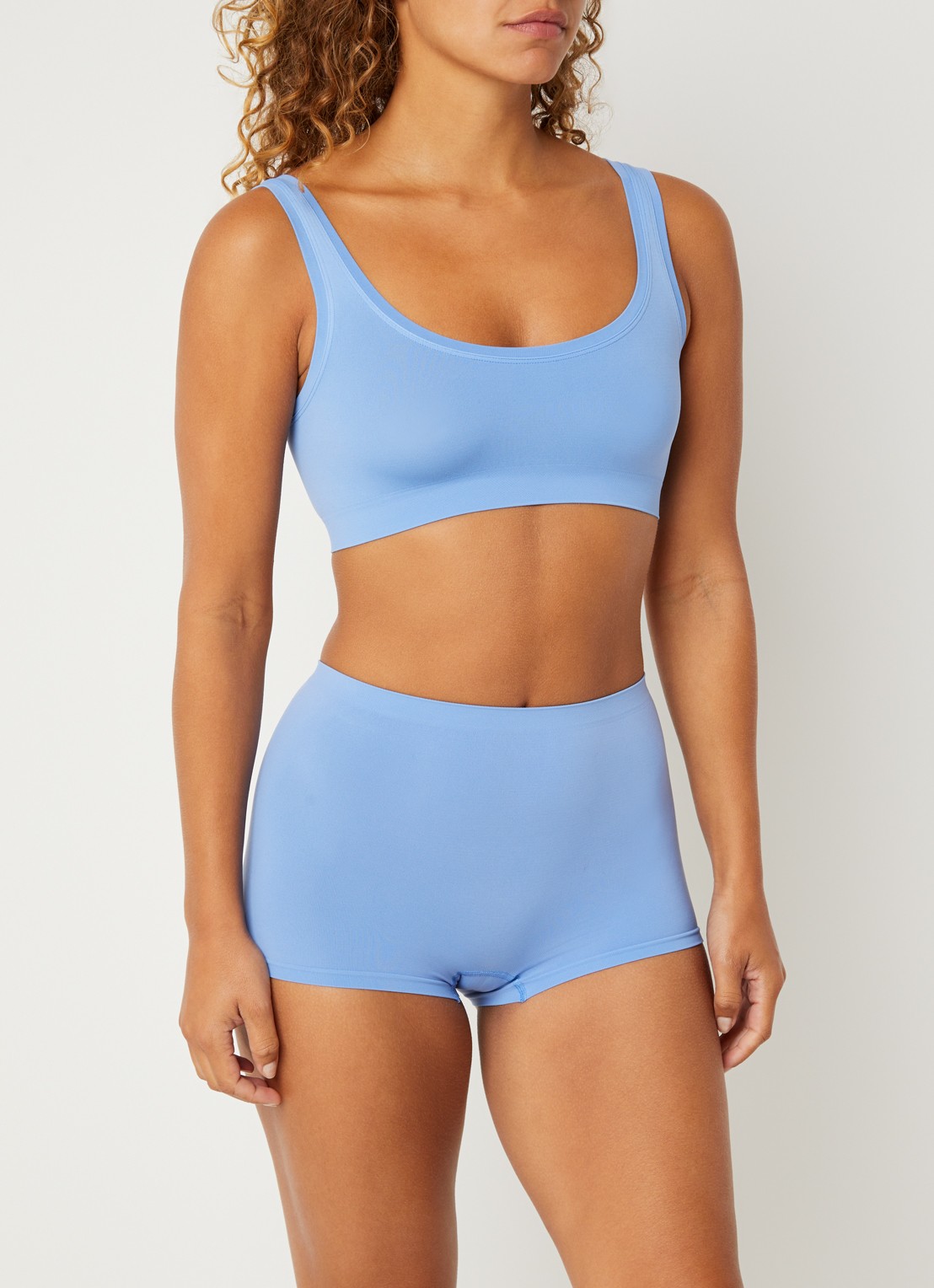 Hanro Touch Feeling naadloze shorty - detail 3 lavendel